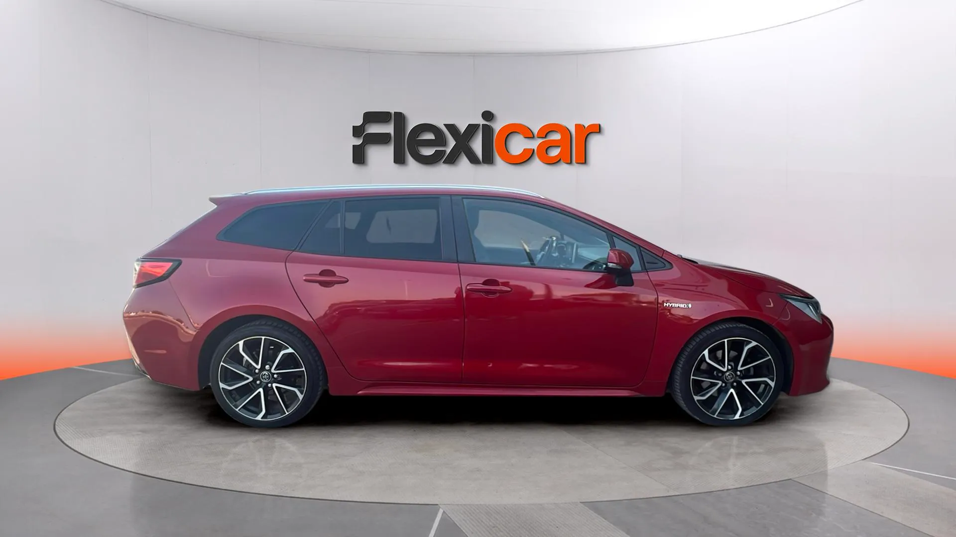Toyota Corolla 2.0 180H Feel! E-CVT Touring Sport - foto 3