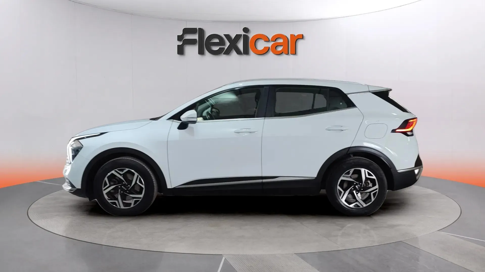 Kia Sportage 1.6 CRDi MHEV Drive 4x2 - foto 3