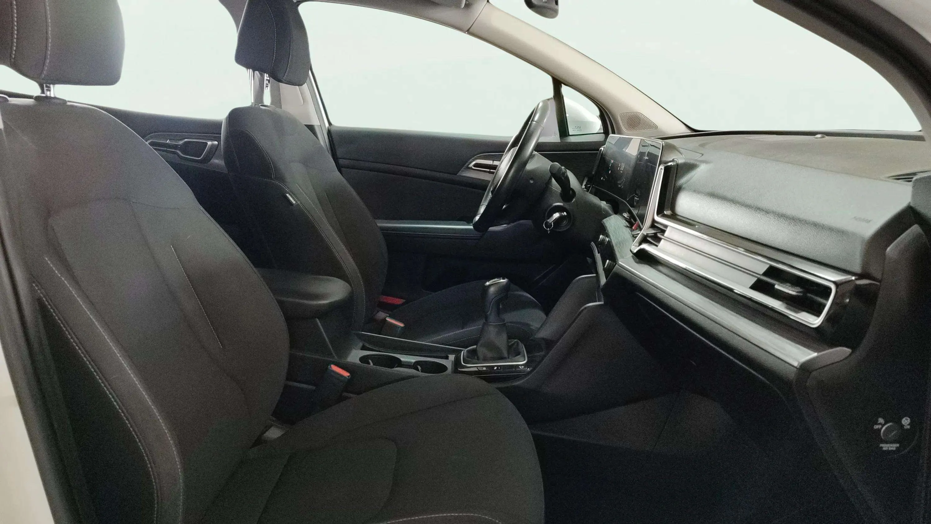 Kia Sportage 1.6 CRDi MHEV Drive 4x2 - foto 6