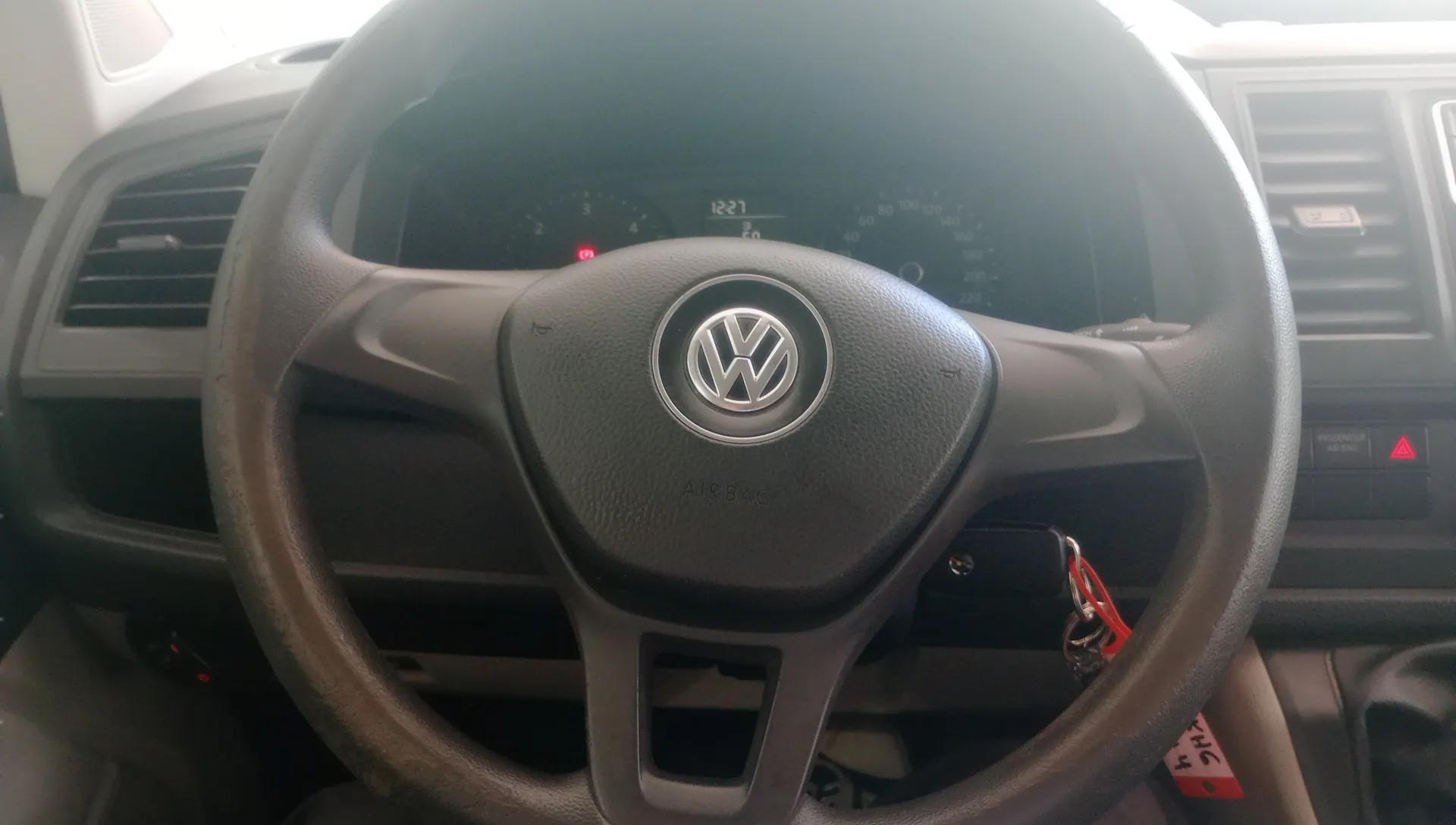 Volkswagen Transporter 2.0 - foto 12