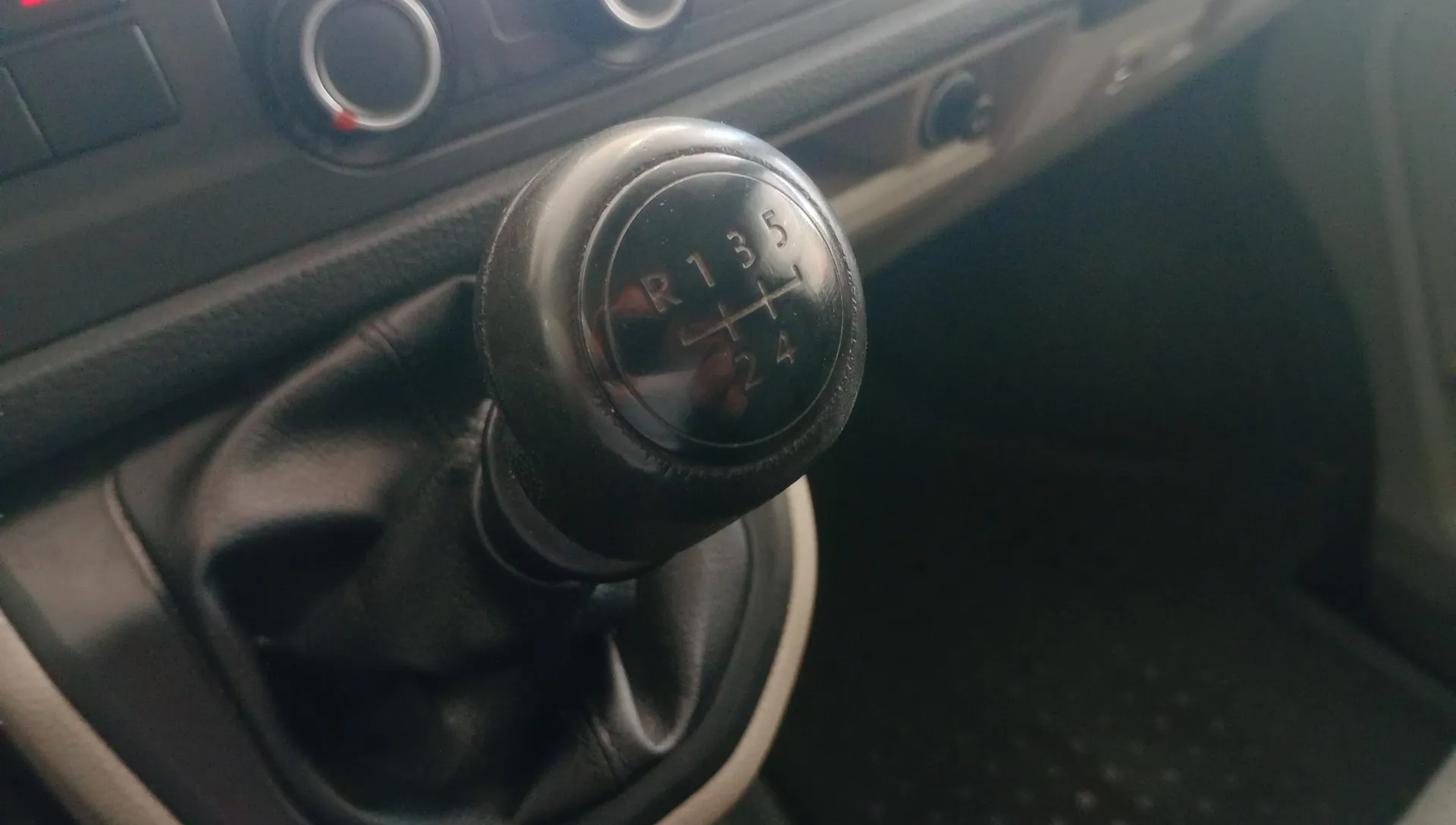 Volkswagen Transporter 2.0 - foto 14
