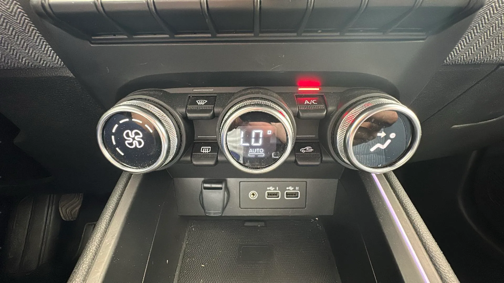 Renault Clio Techno TCe 90 - foto 10