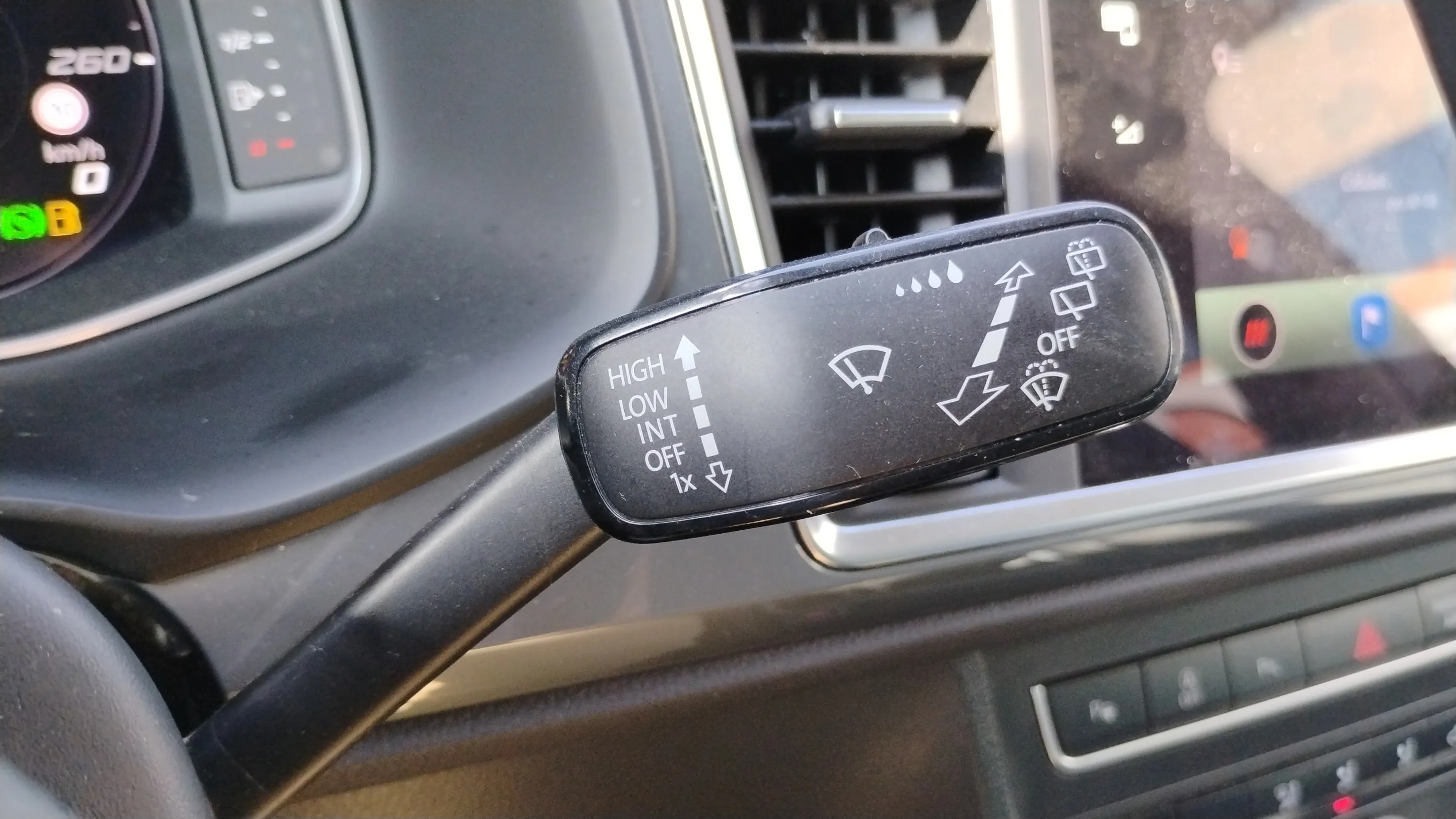 SEAT Ateca 1.5 TSI DSG FR Go - foto 24