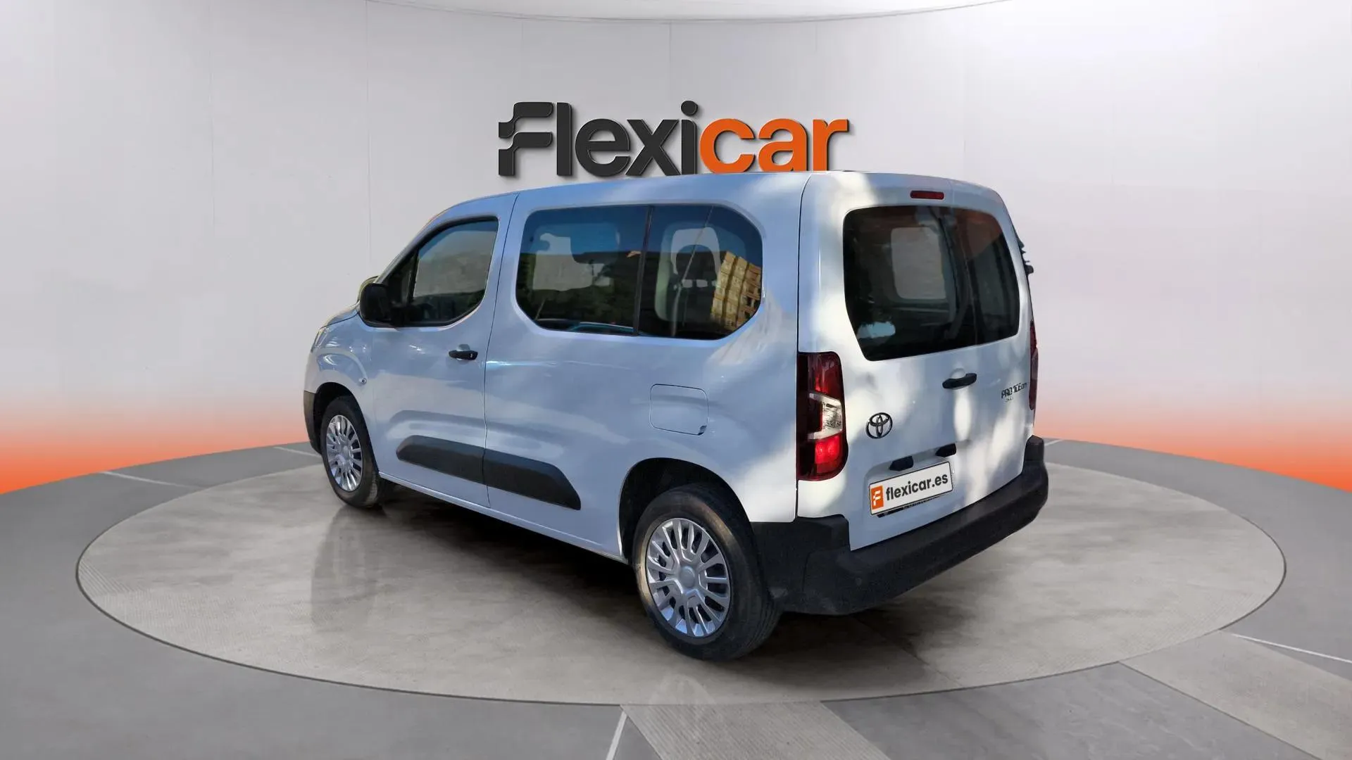 Toyota Proace City 1.5D Family Active L1 - foto 5