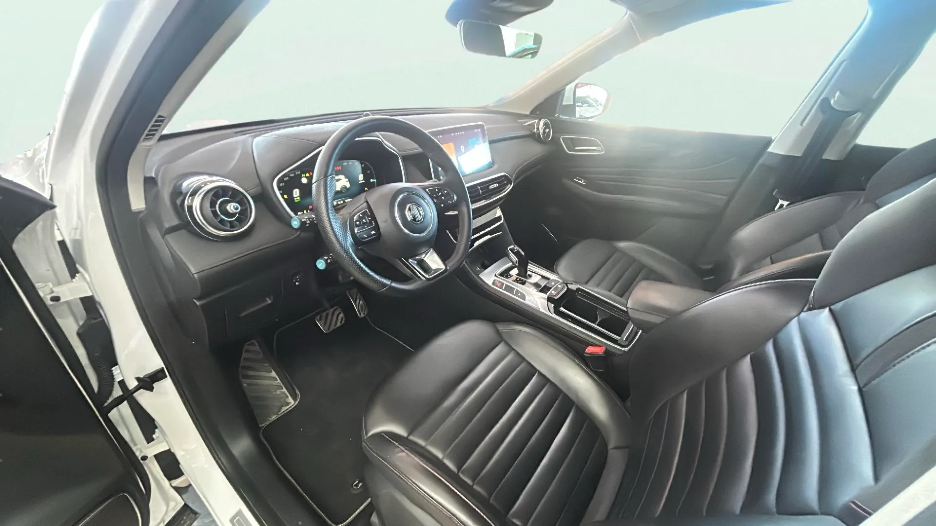 MG HS 1.5T PHEV Luxury - foto 9