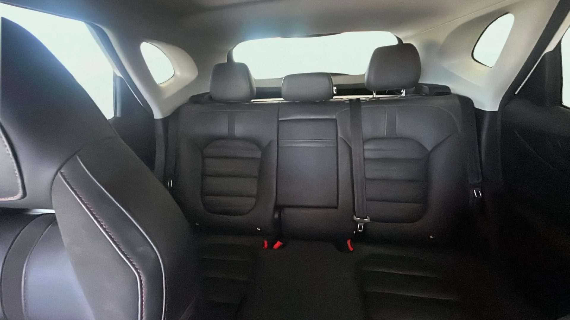 MG HS 1.5T PHEV Luxury - foto 11