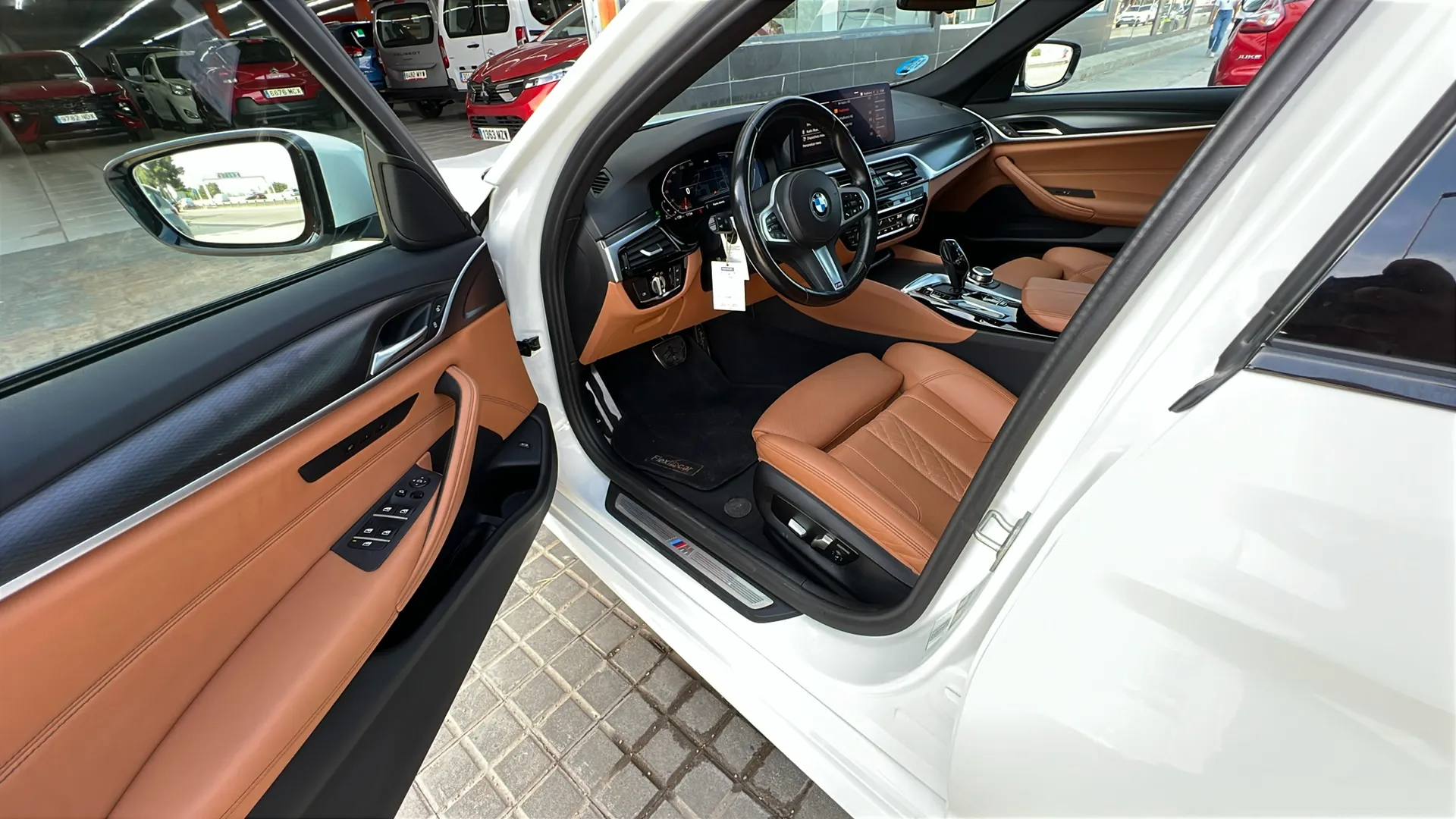 BMW Serie 5 520dA - foto 9