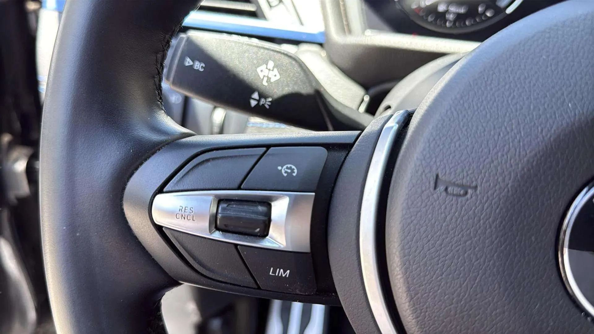 BMW X2 sDrive18d - foto 22