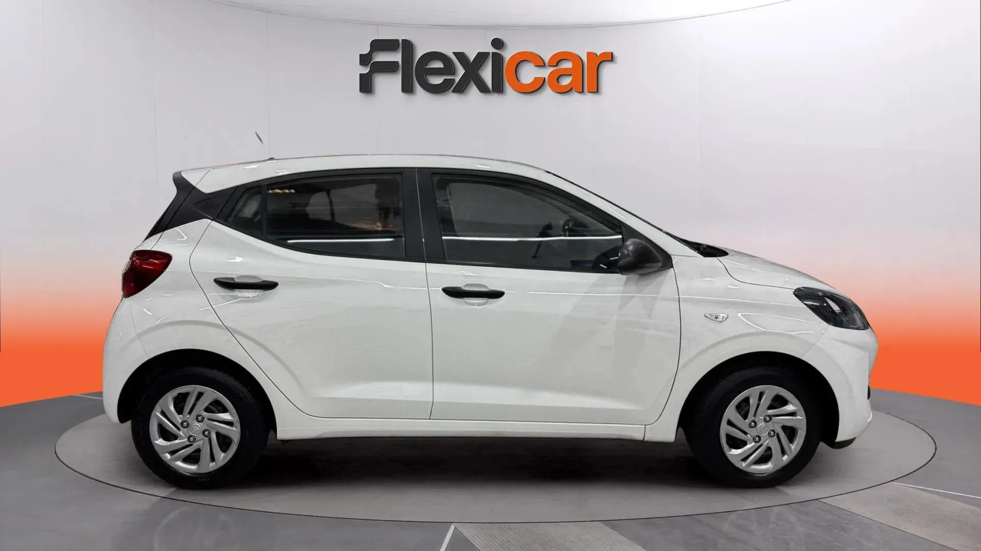 Hyundai i10 1.0 Essence - foto 8