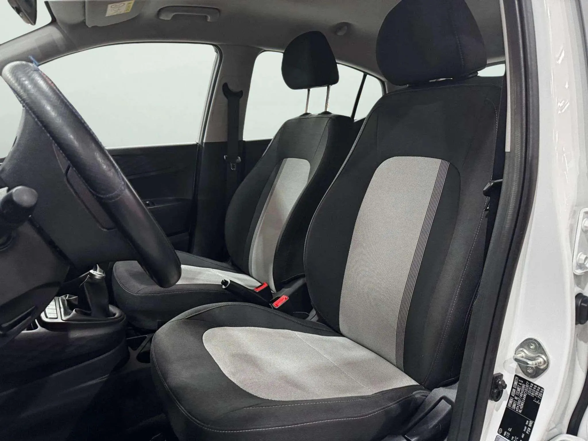 Hyundai i10 1.0 Essence - foto 22