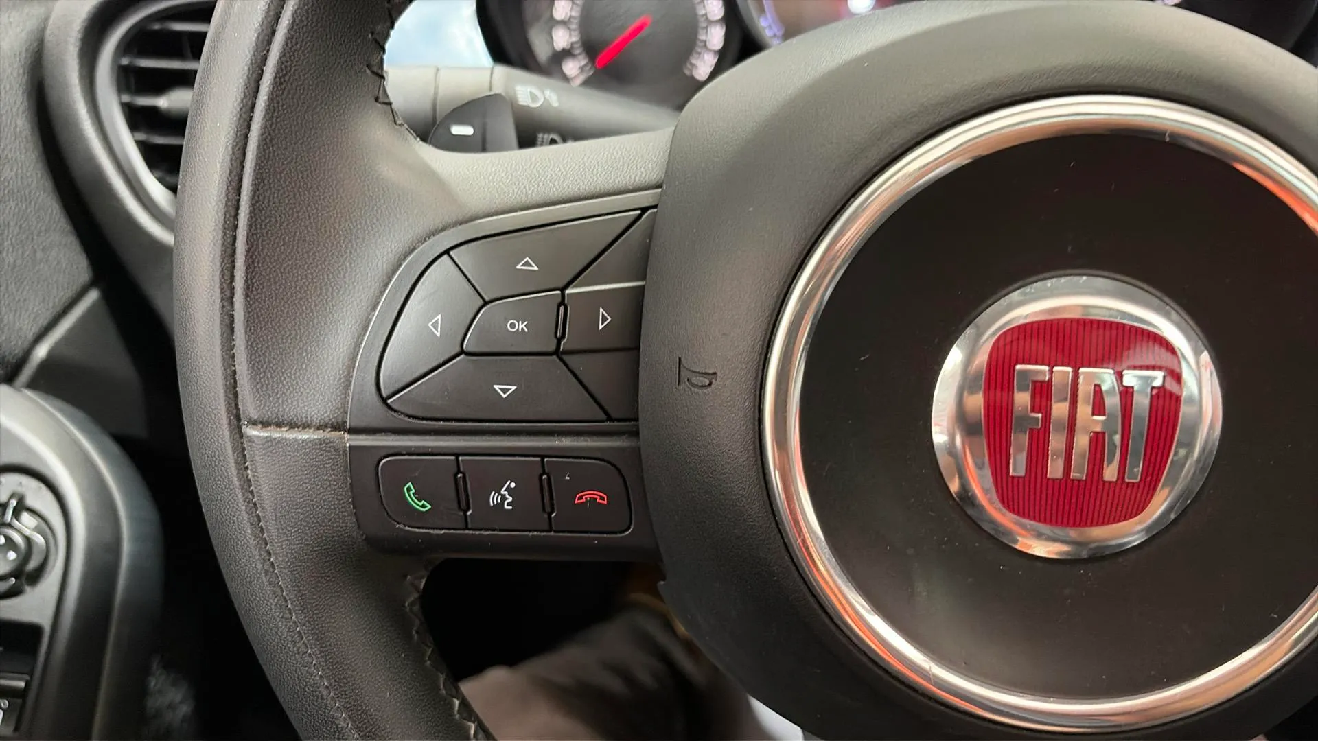 Fiat 500X City Cross 1.4 MAir 4x2 DCT - foto 24