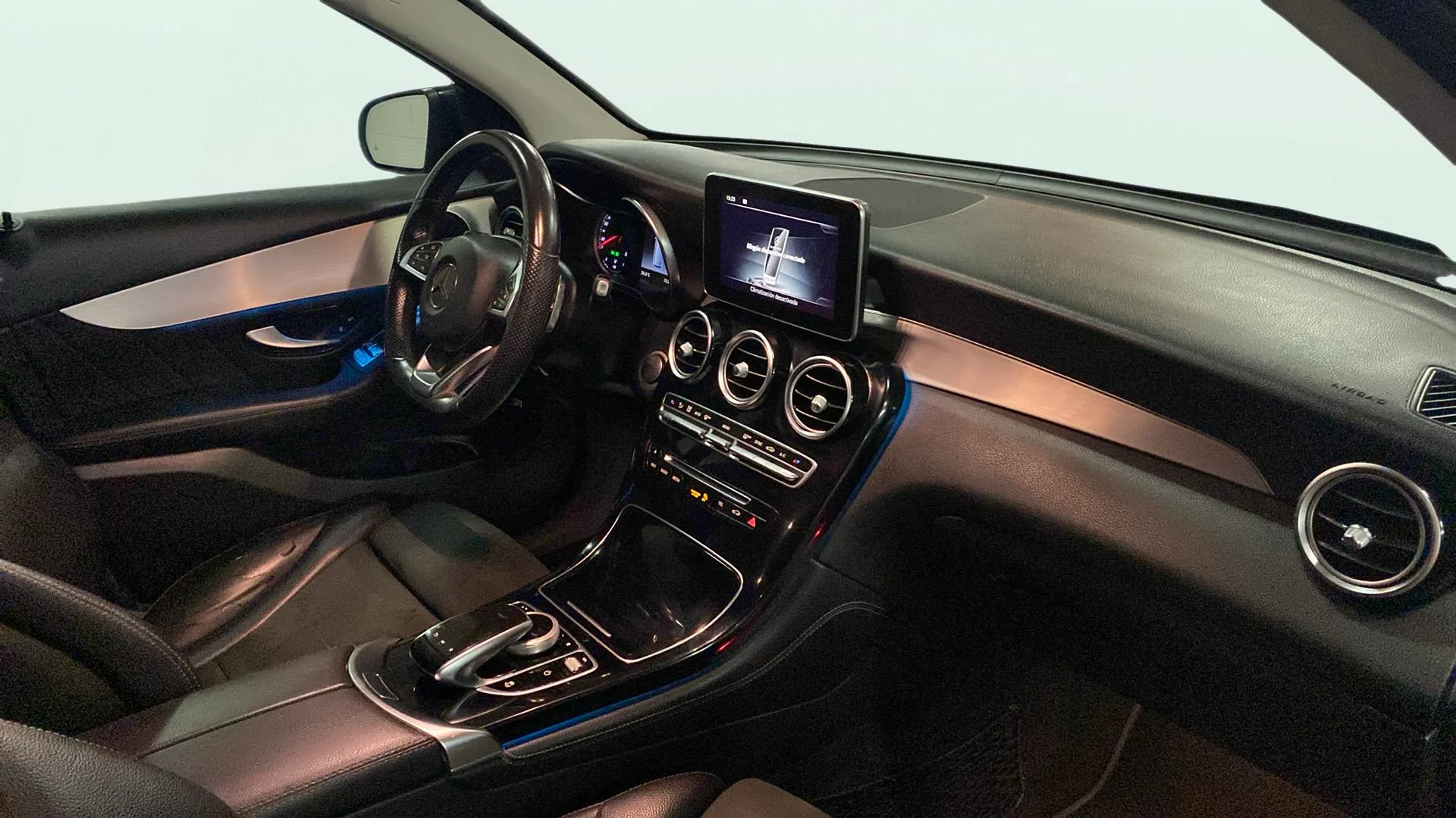 Mercedes-Benz GLC 220 d 4MATIC - foto 11