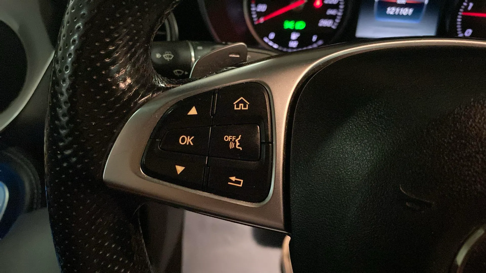 Mercedes-Benz GLC 220 d 4MATIC - foto 16
