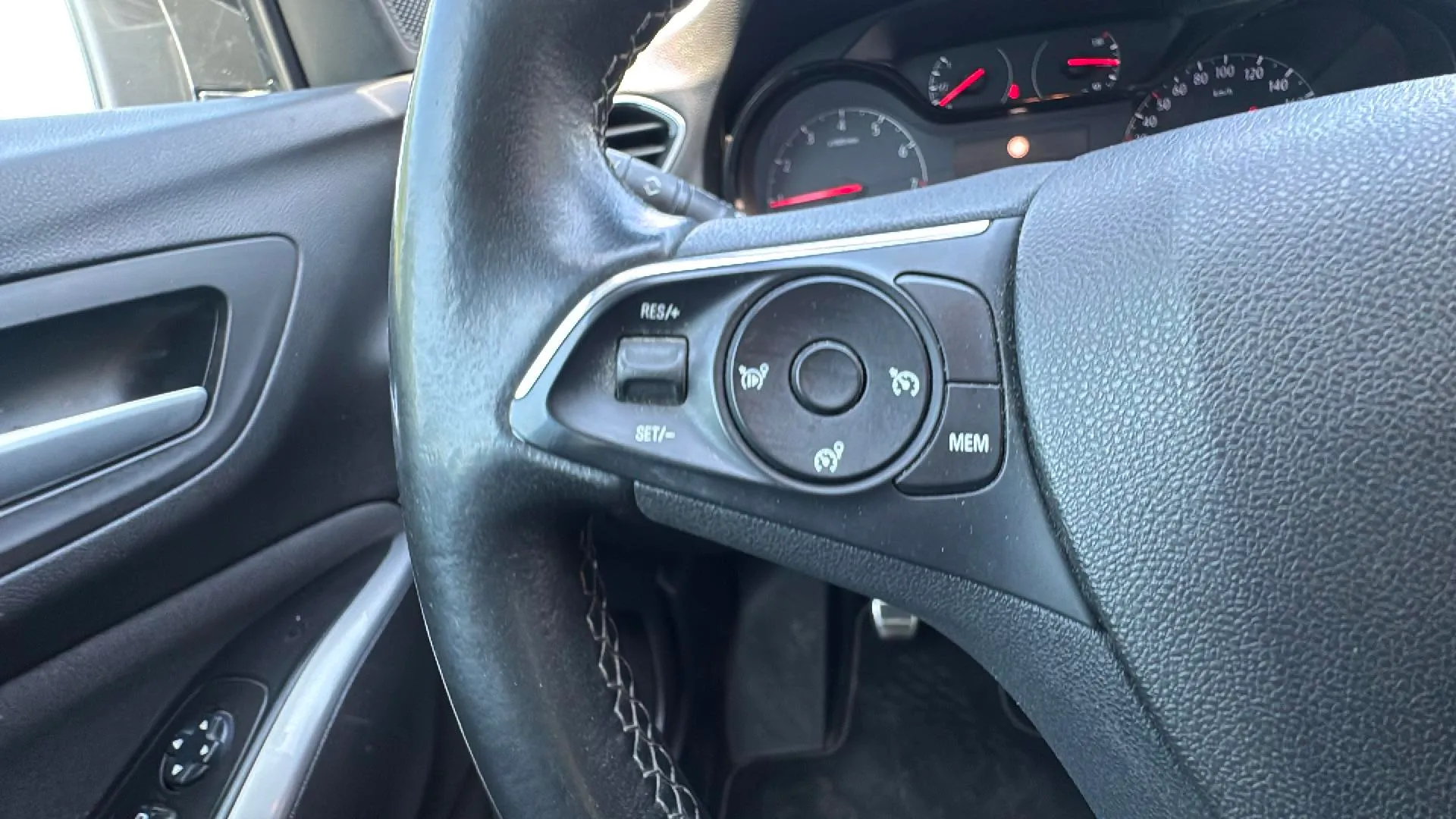Opel Grandland 1.2 Turbo 120 Aniversario - foto 19