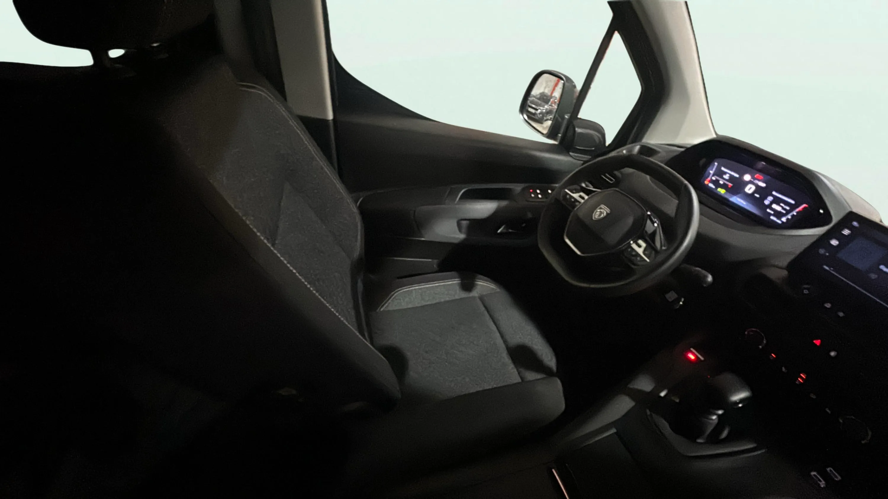 Peugeot Rifter Allure BlueHDi 100 - foto 9