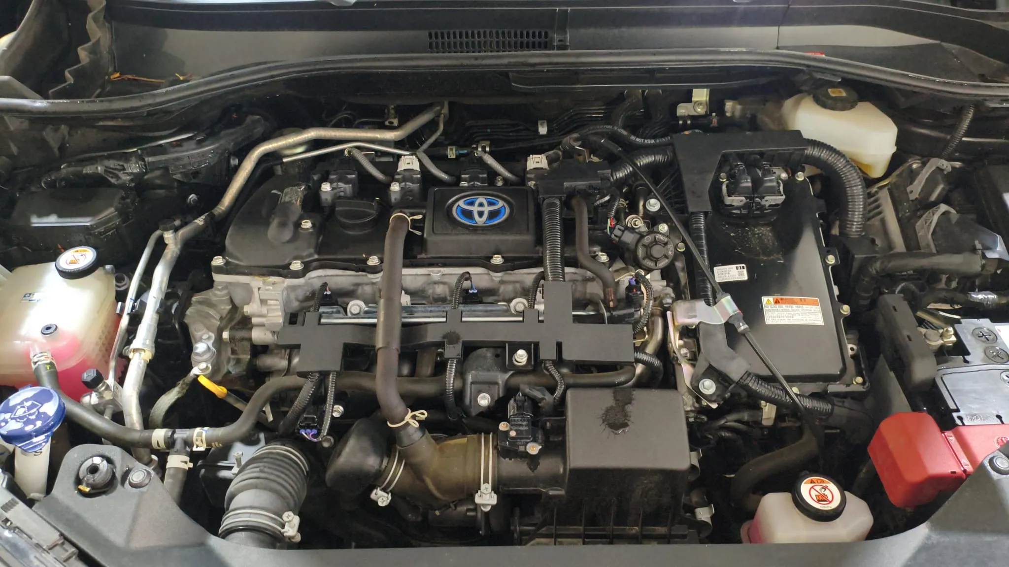 Toyota C-HR 1.8 125H Active - foto 18