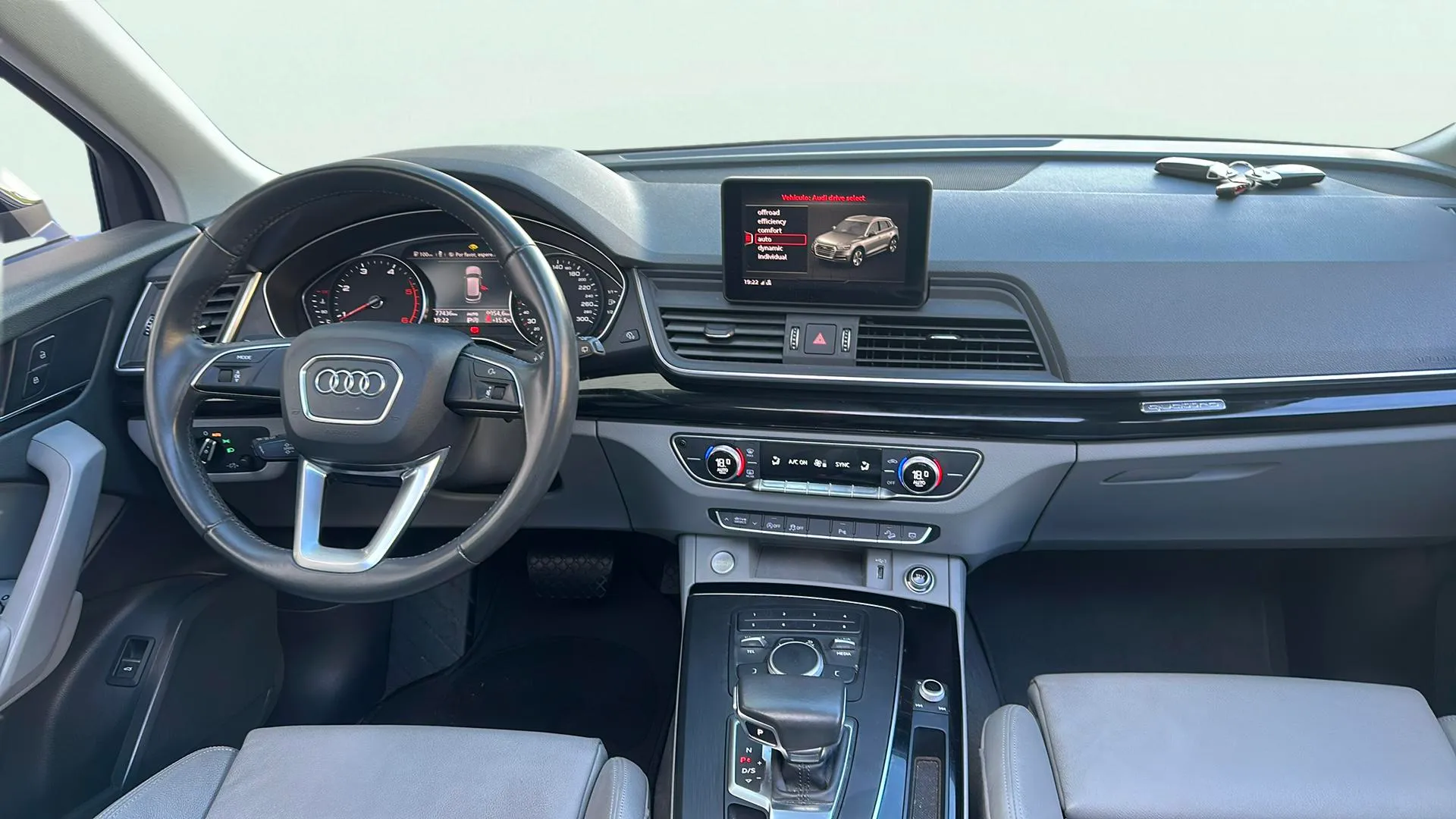 Audi Q5 35 TDI quattro S tronic - foto 12