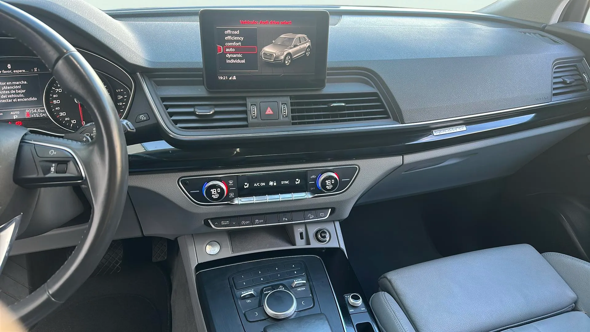 Audi Q5 35 TDI quattro S tronic - foto 14