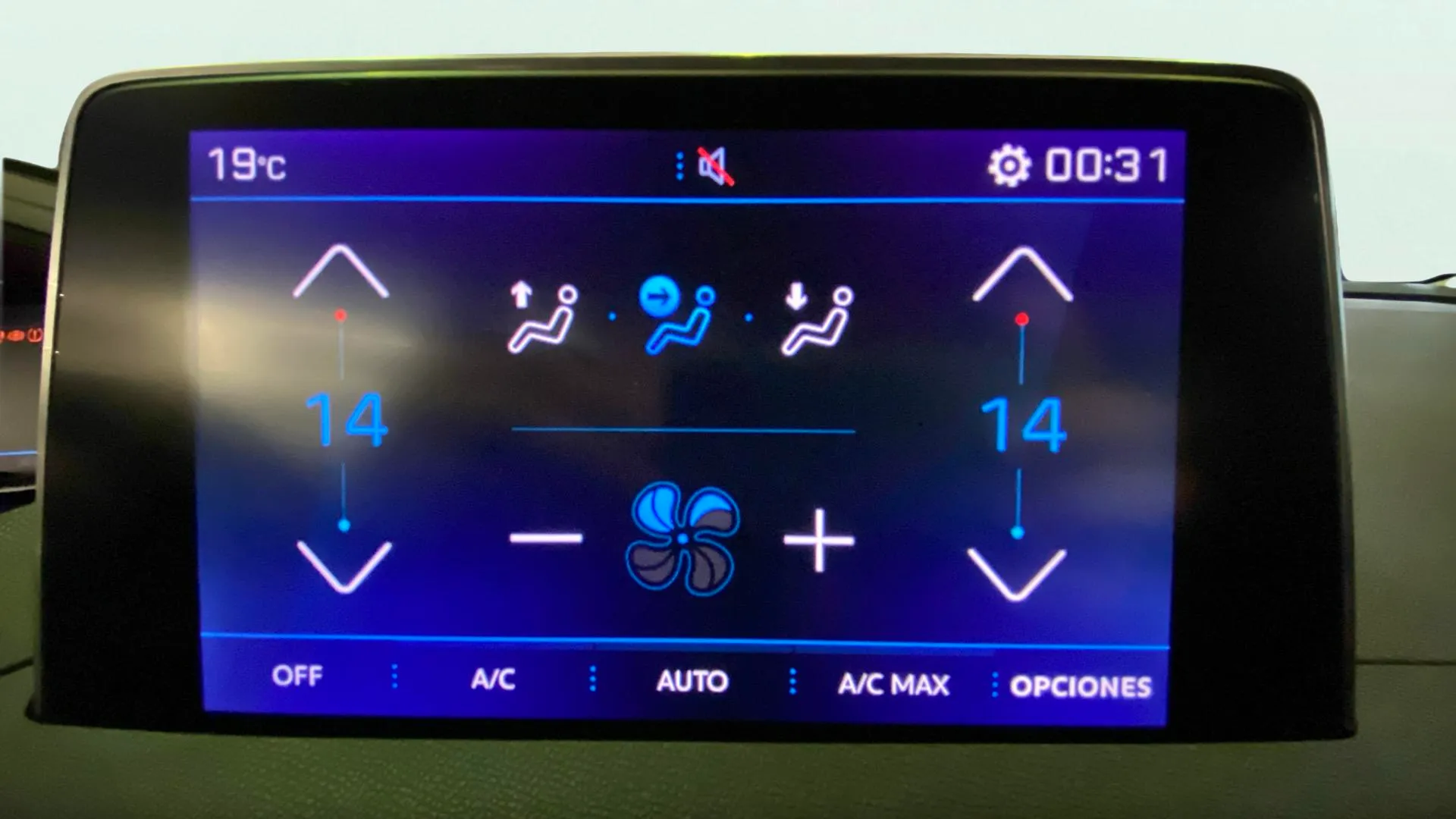 Peugeot 3008 1.5 BlueHDi Active - foto 25
