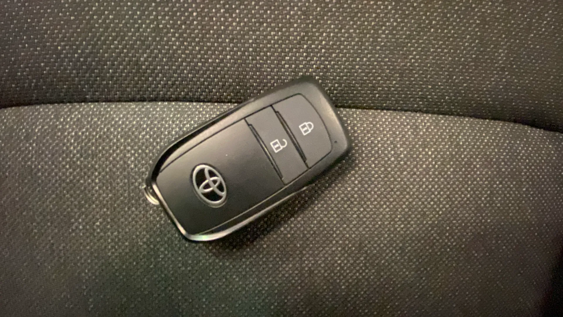 Toyota Corolla 140H Active Plus Touring Sport - foto 37