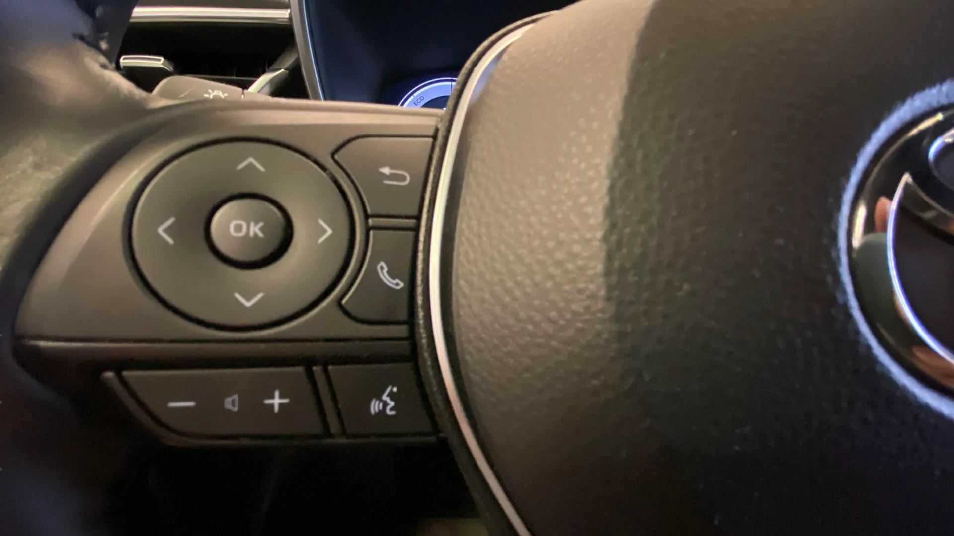 Toyota Corolla 140H Active Plus Touring Sport - foto 19
