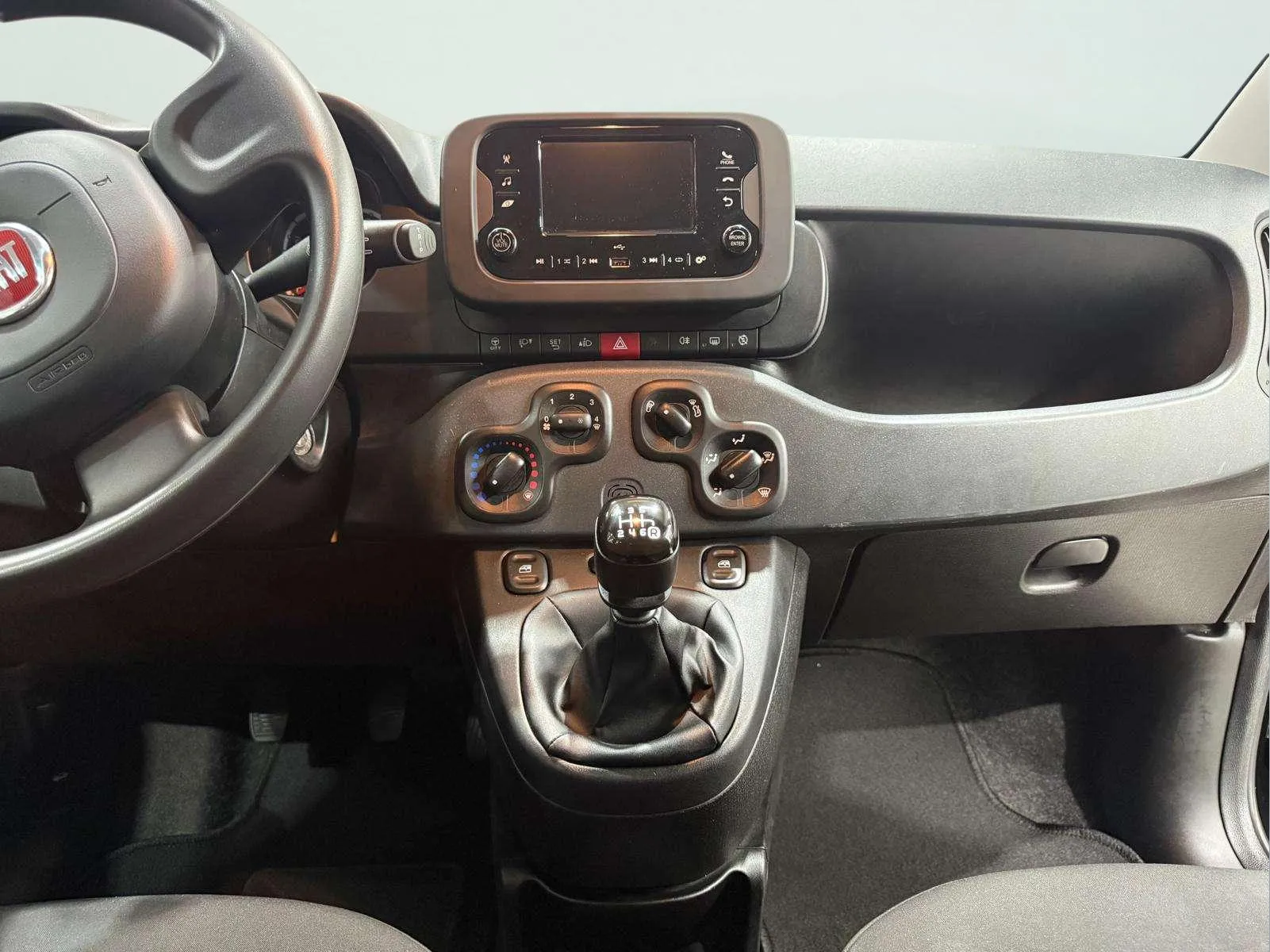 Fiat Panda Cross 1.0 Hybrid - foto 21