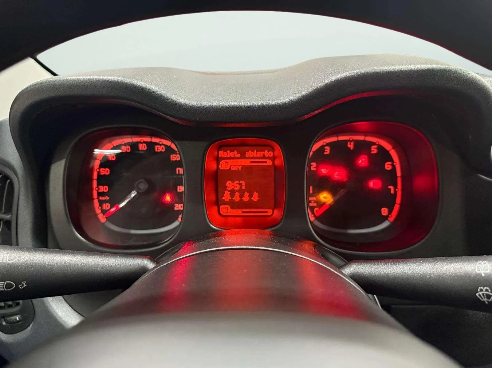 Fiat Panda Cross 1.0 Hybrid - foto 18