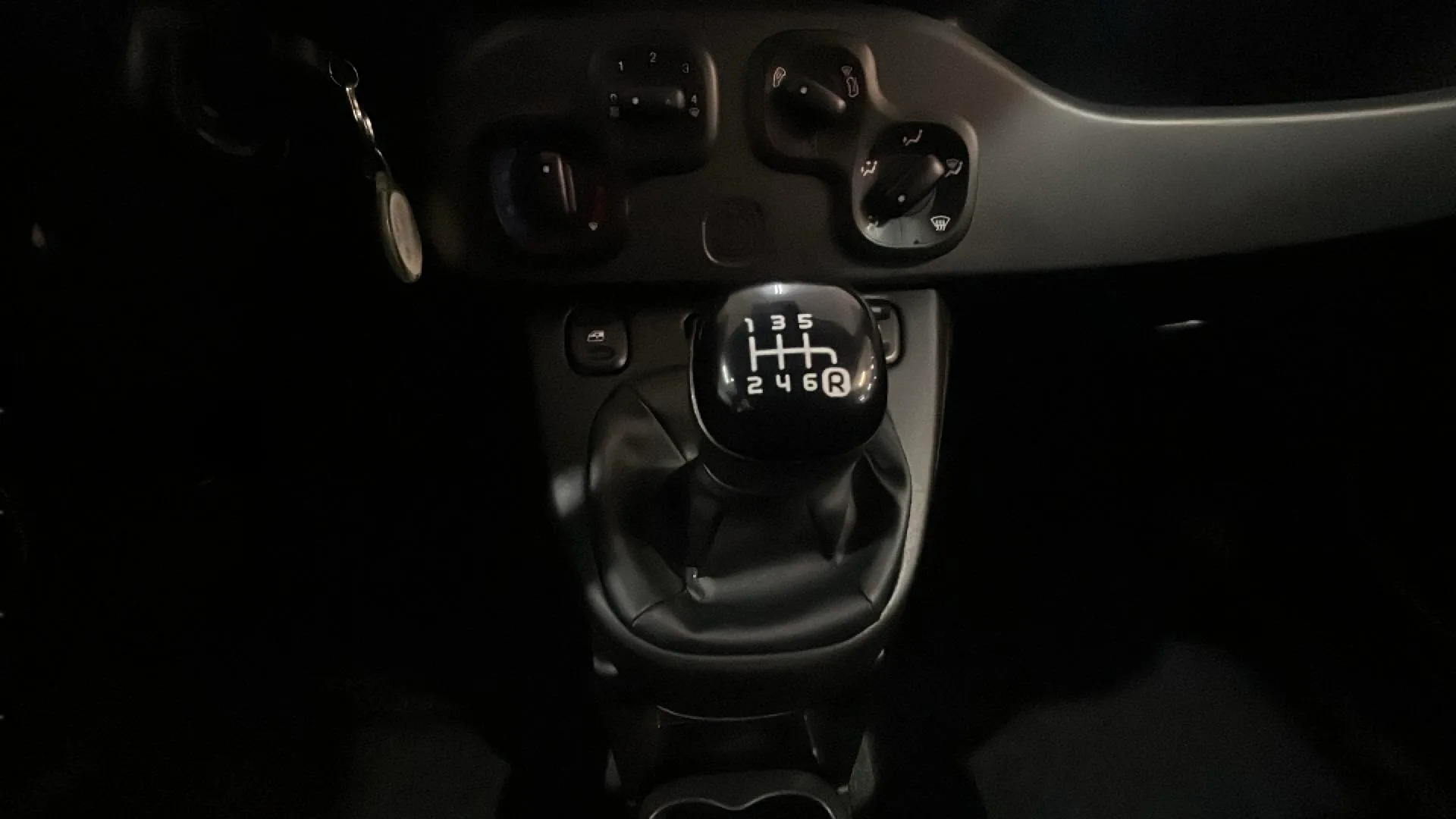 Fiat Panda Cross 1.0 Hybrid - foto 14