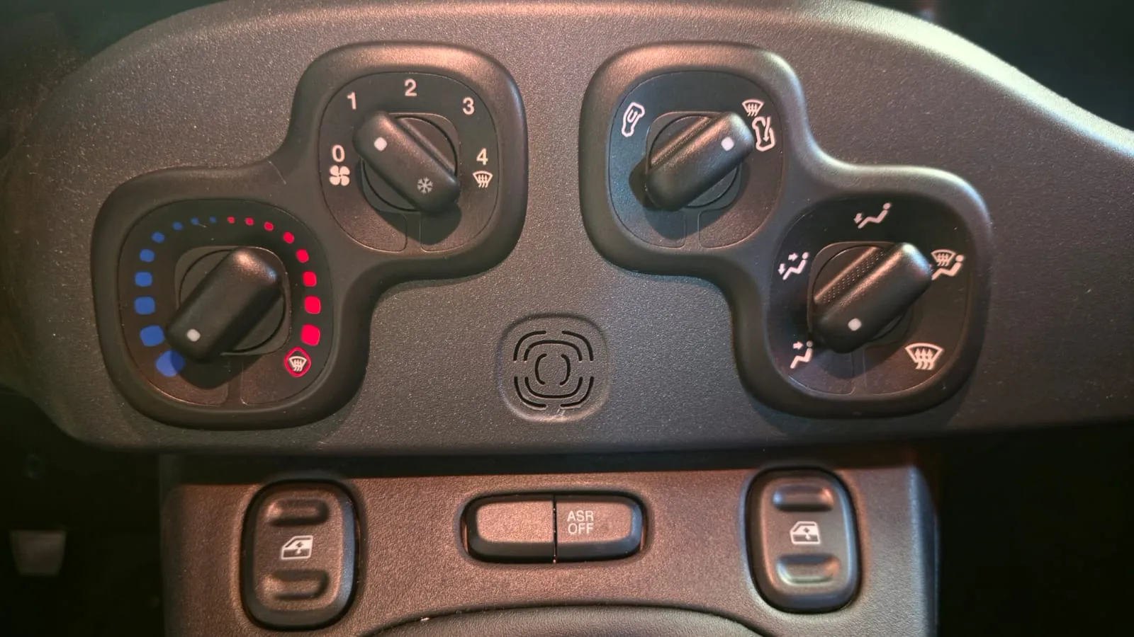 Fiat Panda Cross 1.0 Hybrid - foto 10