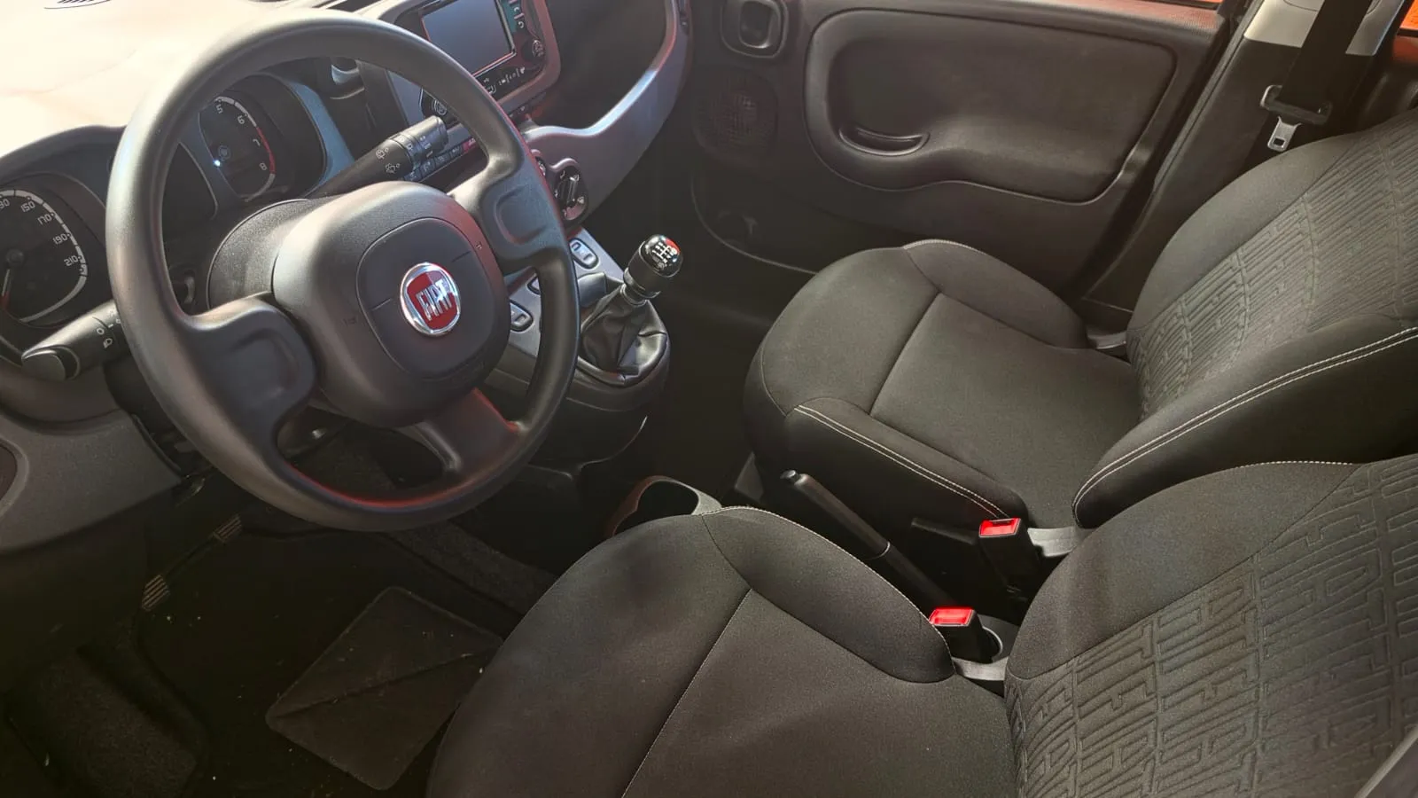 Fiat Panda Cross 1.0 Hybrid - foto 12