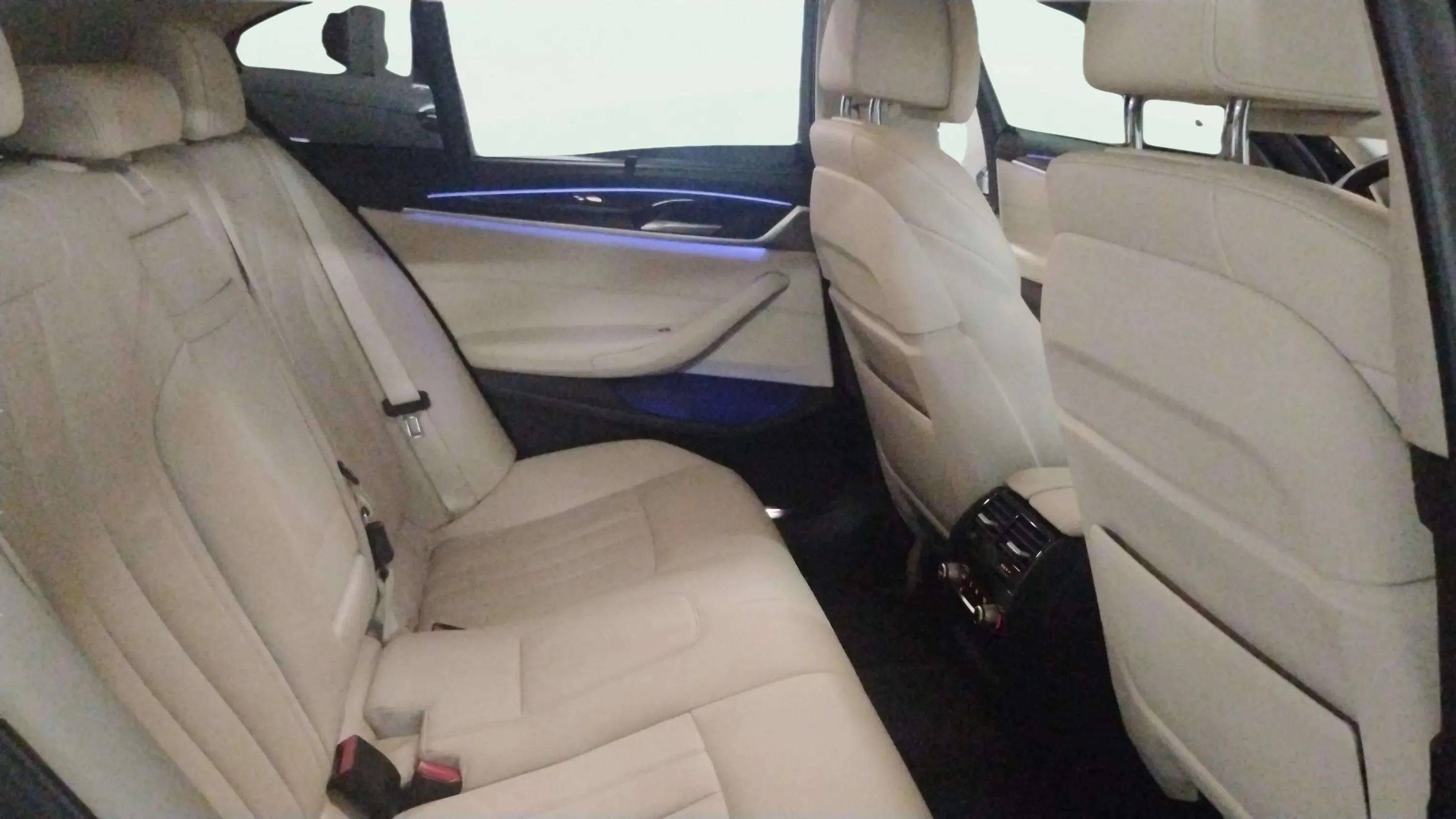 BMW Serie 5 530e - foto 20