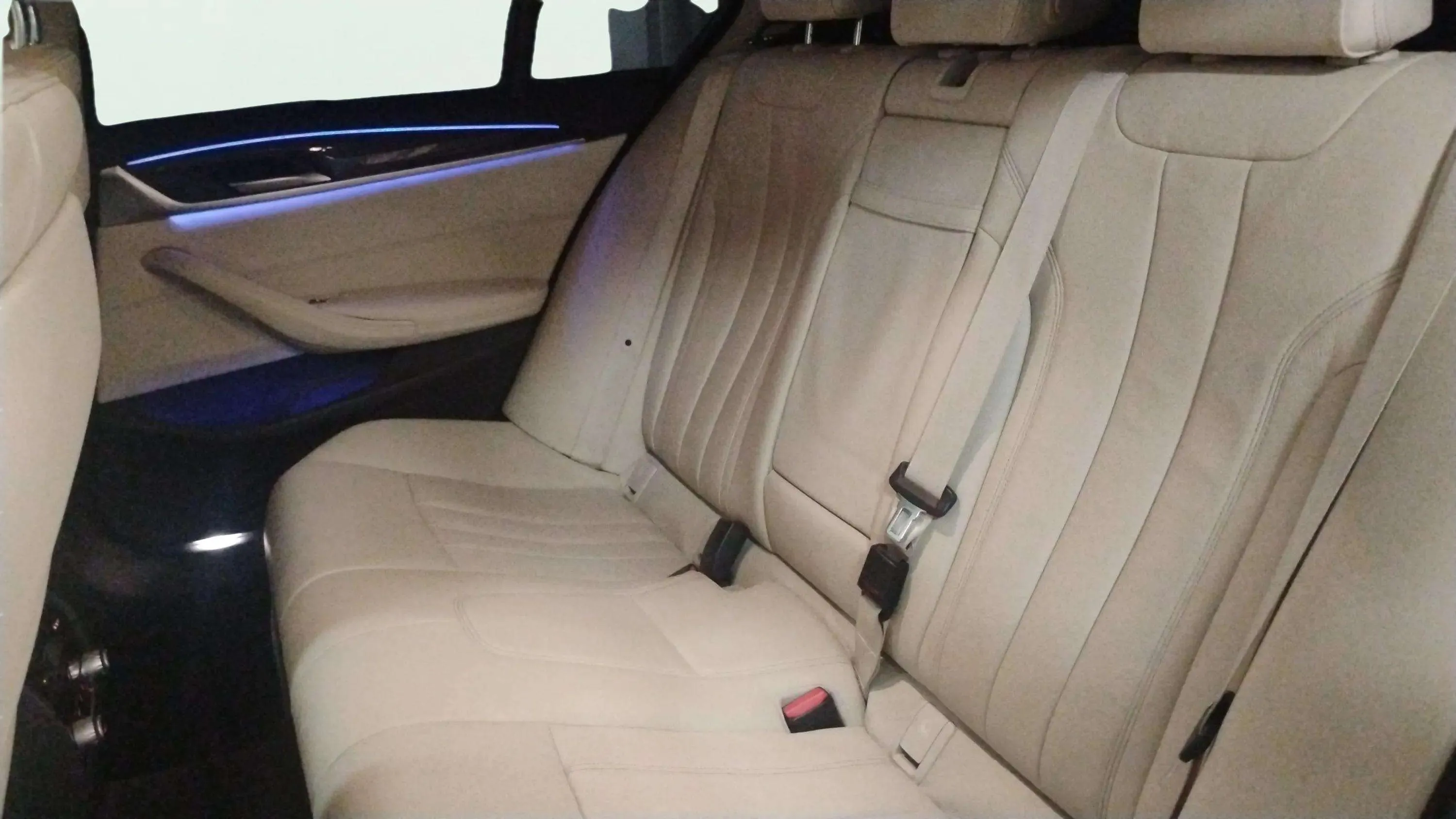BMW Serie 5 530e - foto 18
