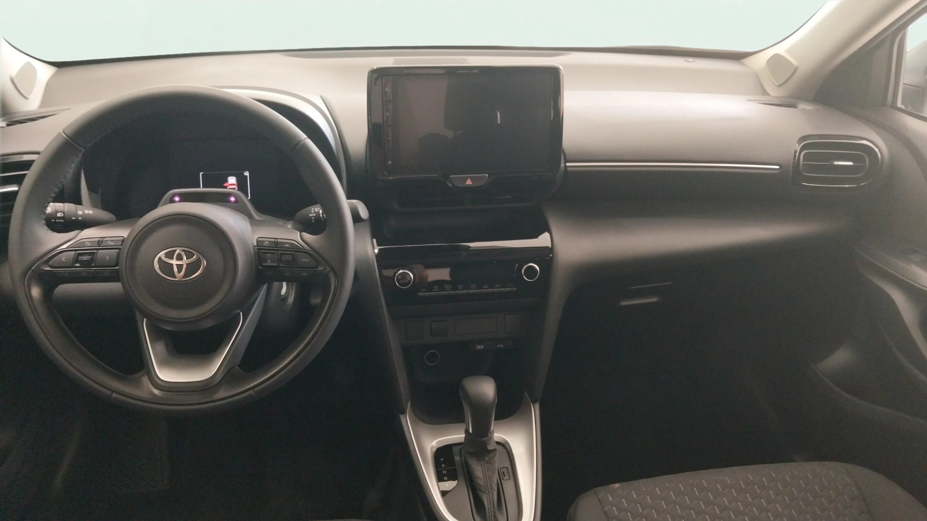 Toyota Yaris Cross 1.5 130H Business - foto 11