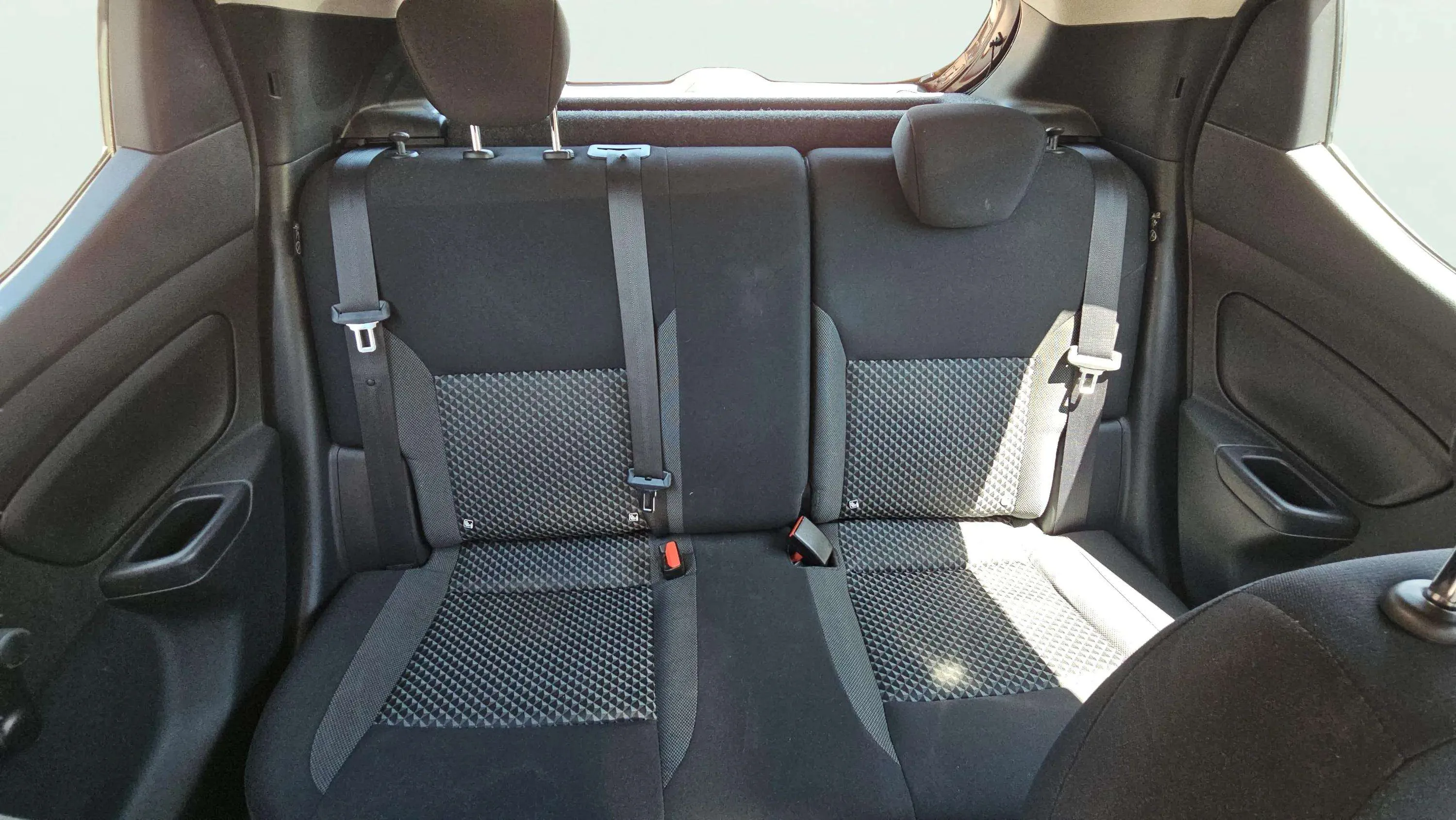 Nissan Micra IG-T E6D-F Acenta - foto 22
