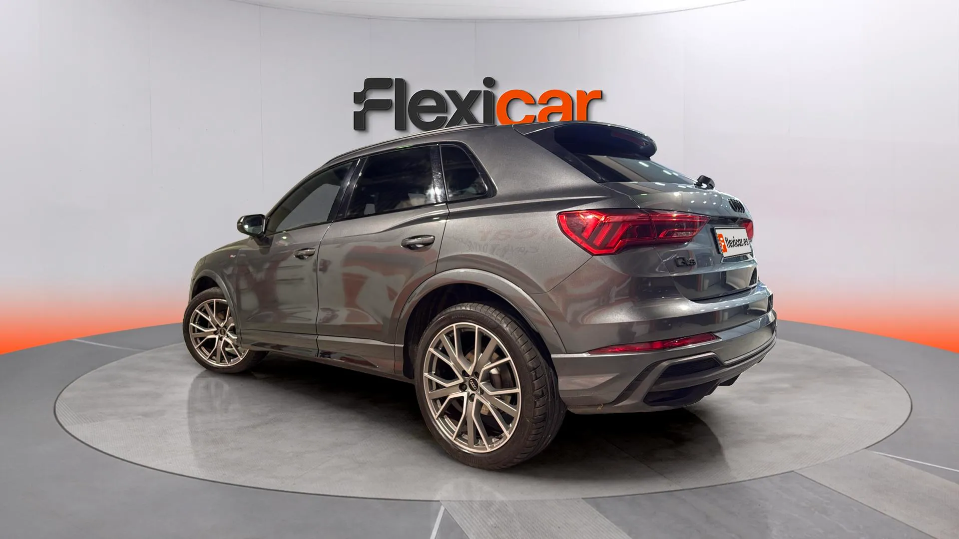 Audi Q3 Black line 35 TDI S tronic - foto 6