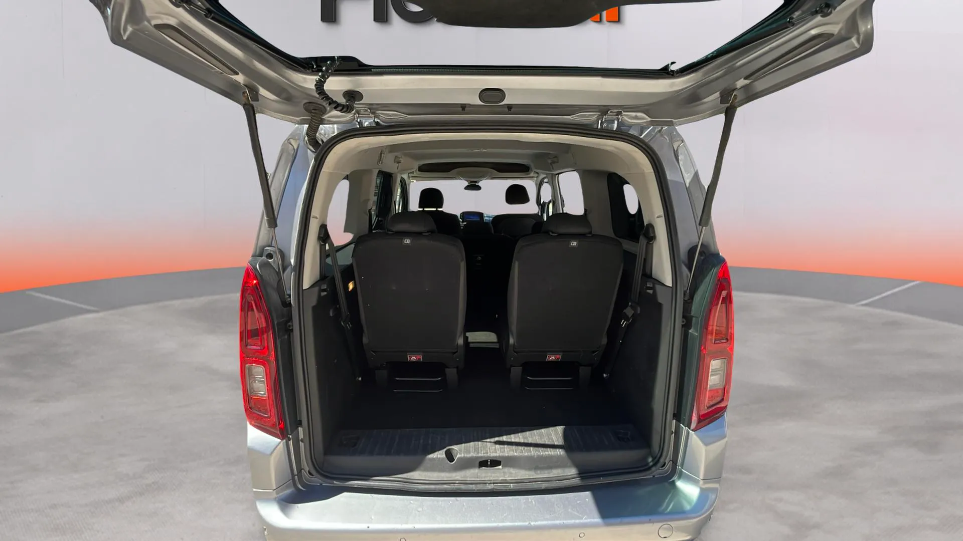 Toyota Proace City 1.2 Family Act 7 Plazas L2 - foto 21