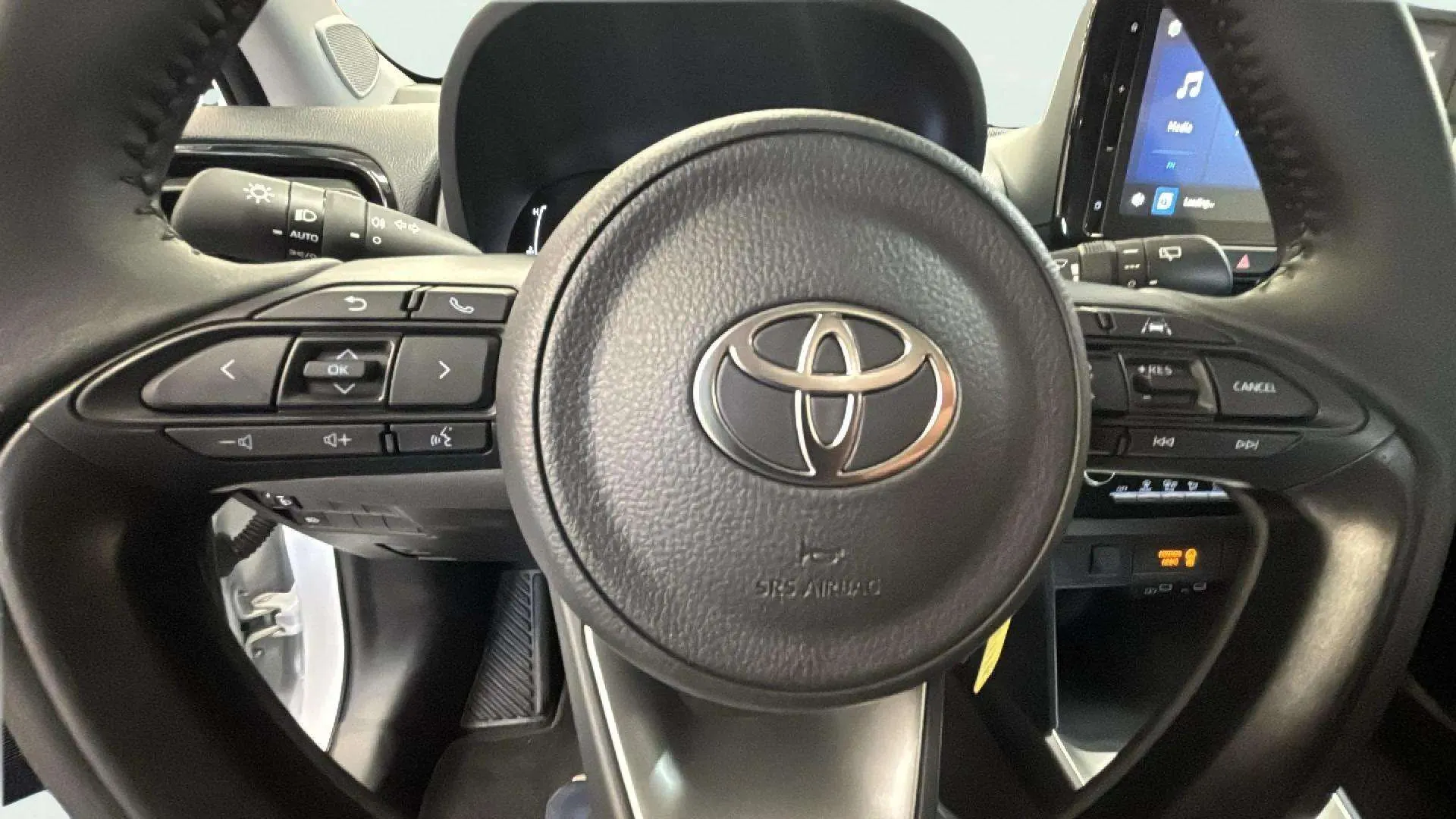 Toyota Yaris Cross 1.5 130H Active - foto 21