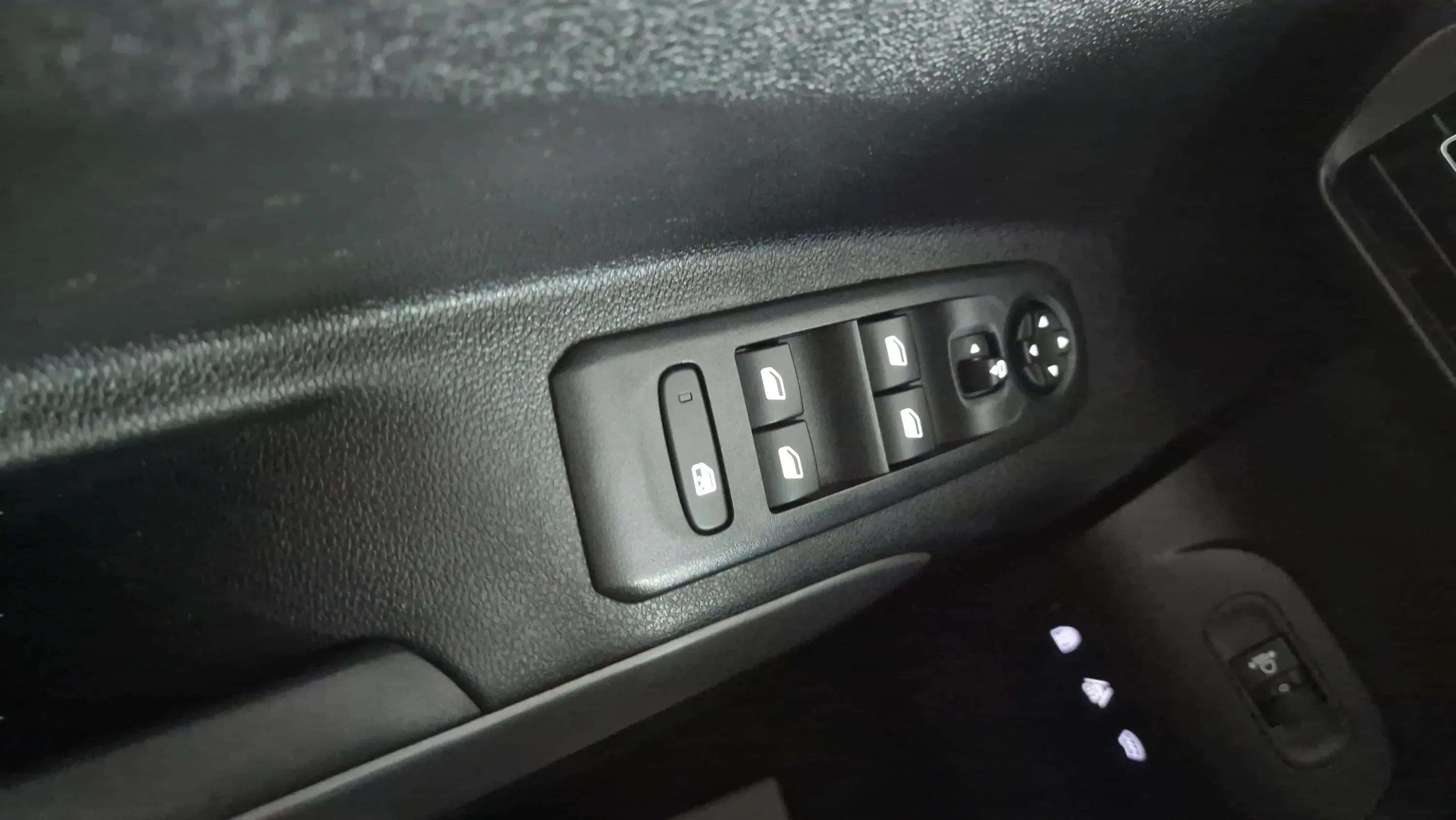 Toyota Proace City 1.2 Family Act 7 Plazas L2 - foto 17