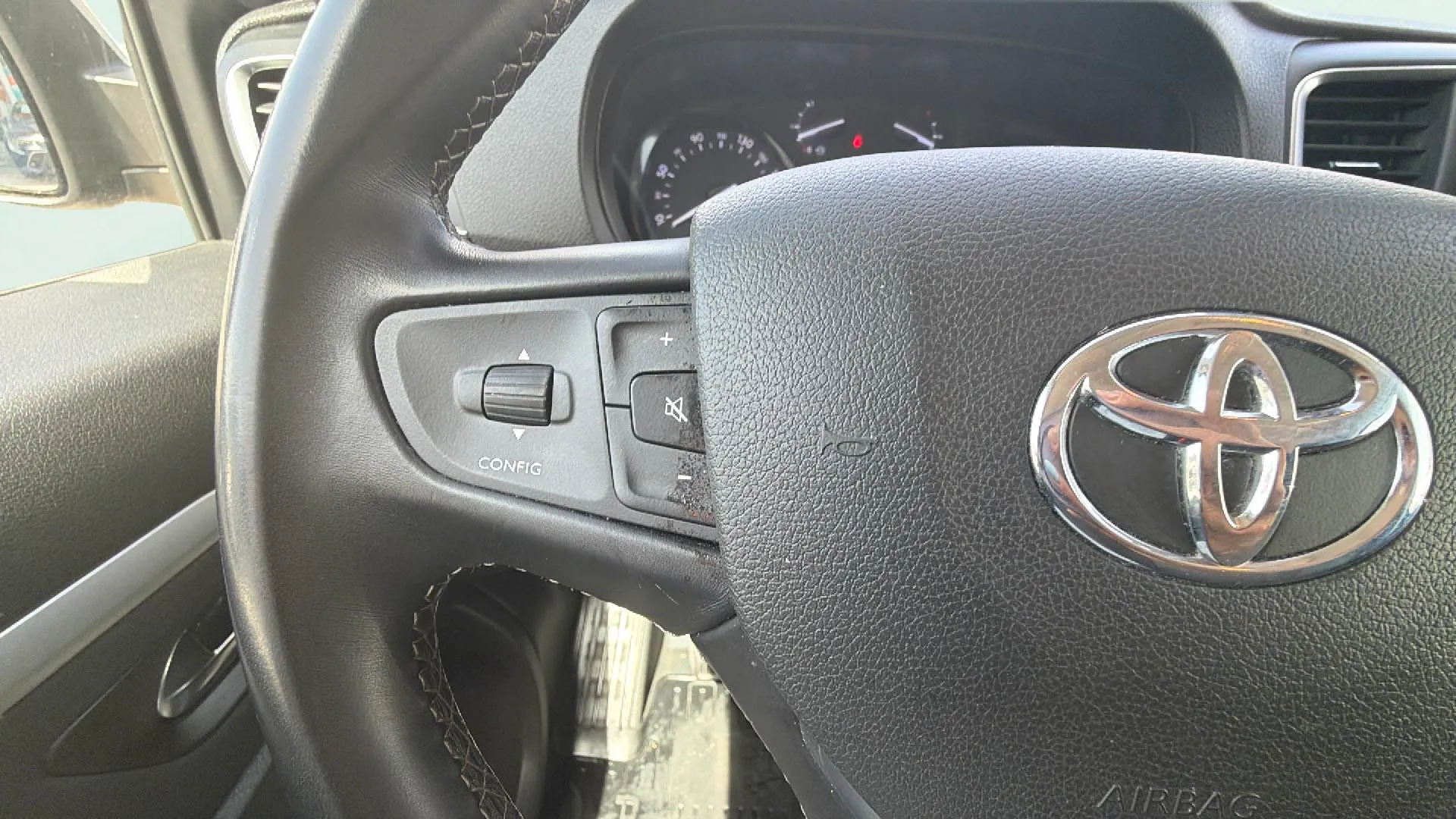 Toyota Proace City 1.5D Family Active 7 Plz L2 - foto 14