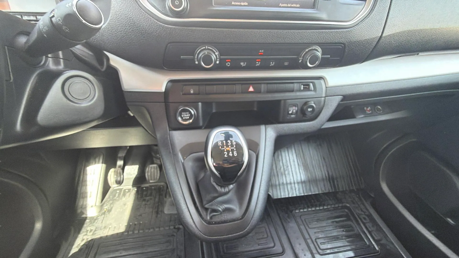 Toyota Proace City 1.5D Family Active 7 Plz L2 - foto 13