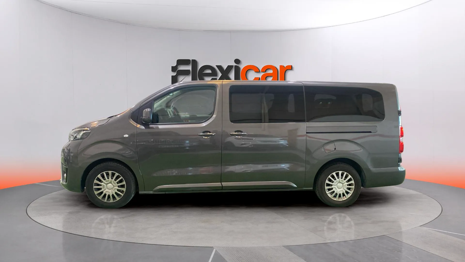 Toyota Proace City 1.5D Family Active 7 Plz L2 - foto 4