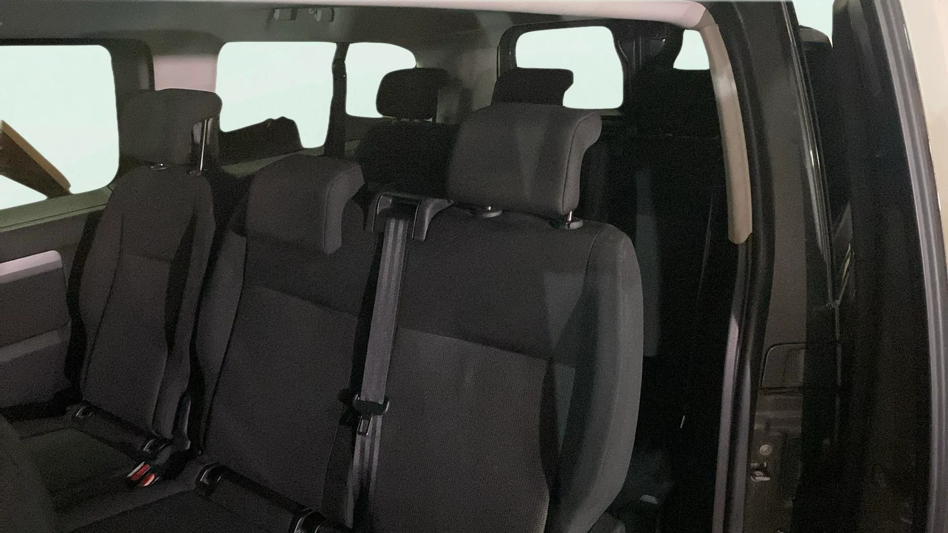 Toyota Proace City 1.5D Family Active 7 Plz L2 - foto 26