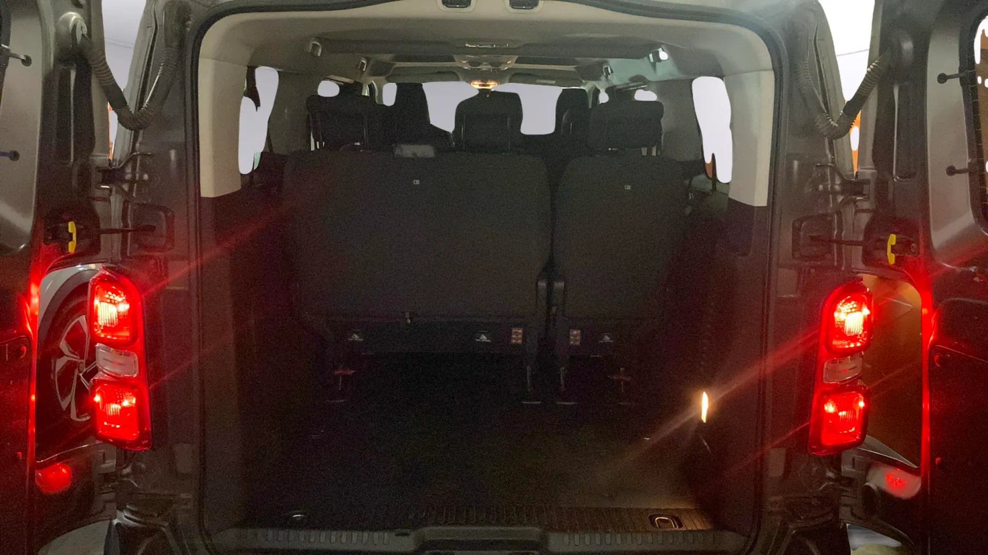Toyota Proace City 1.5D Family Active 7 Plz L2 - foto 9