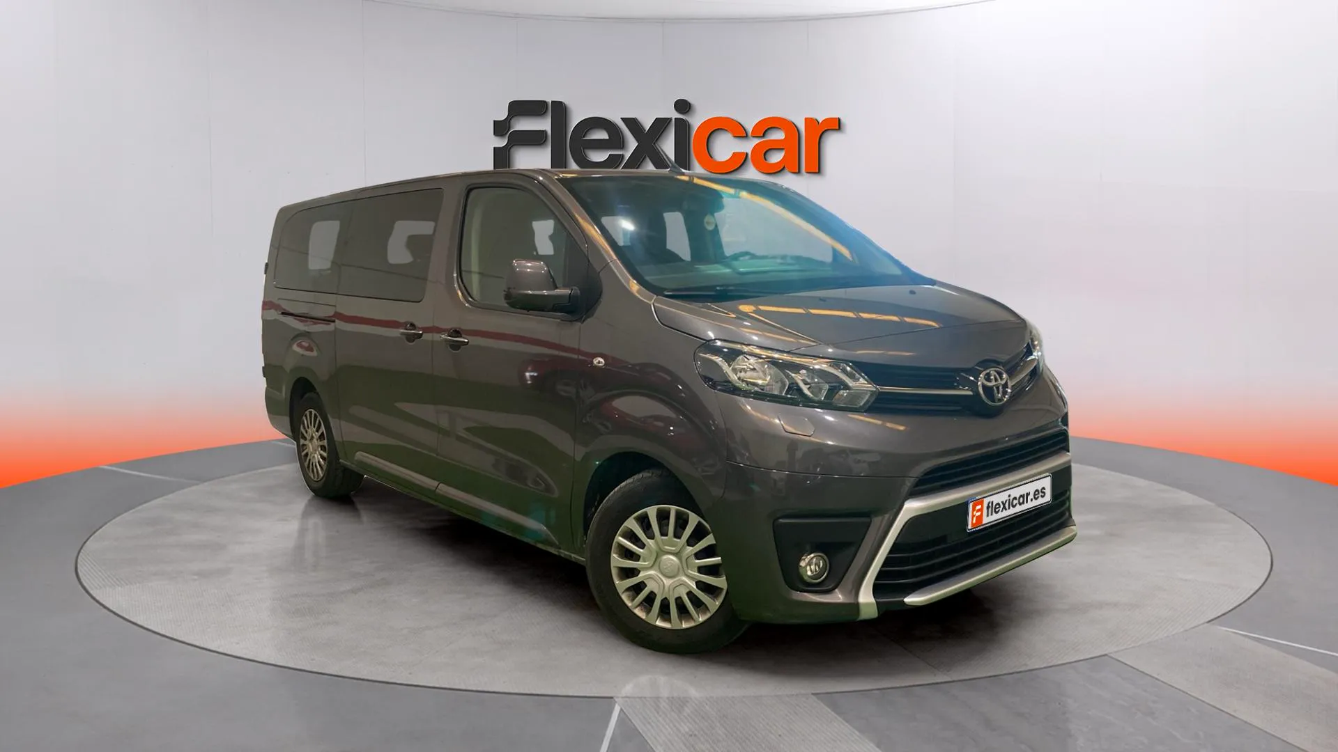 Toyota Proace City 1.5D Family Active 7 Plz L2