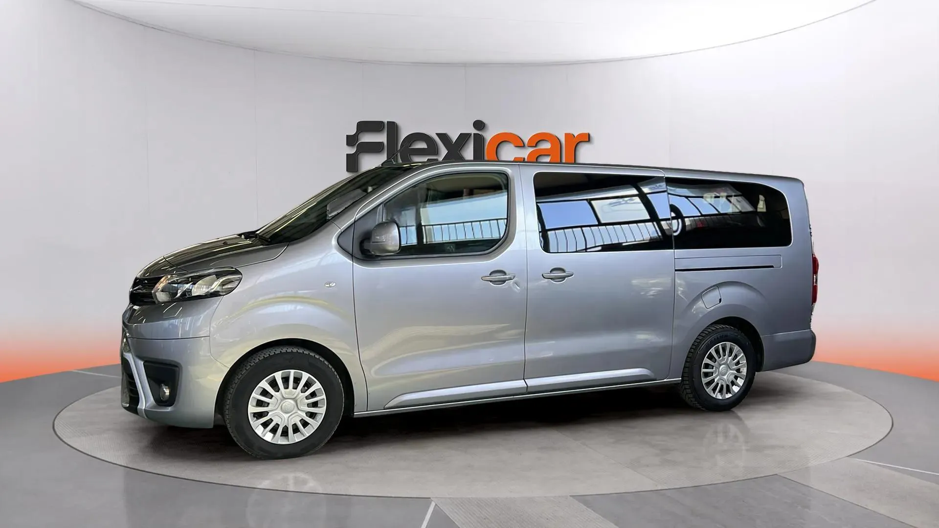 Toyota Proace City 1.5D Family Active 7 Plz L2 - foto 3