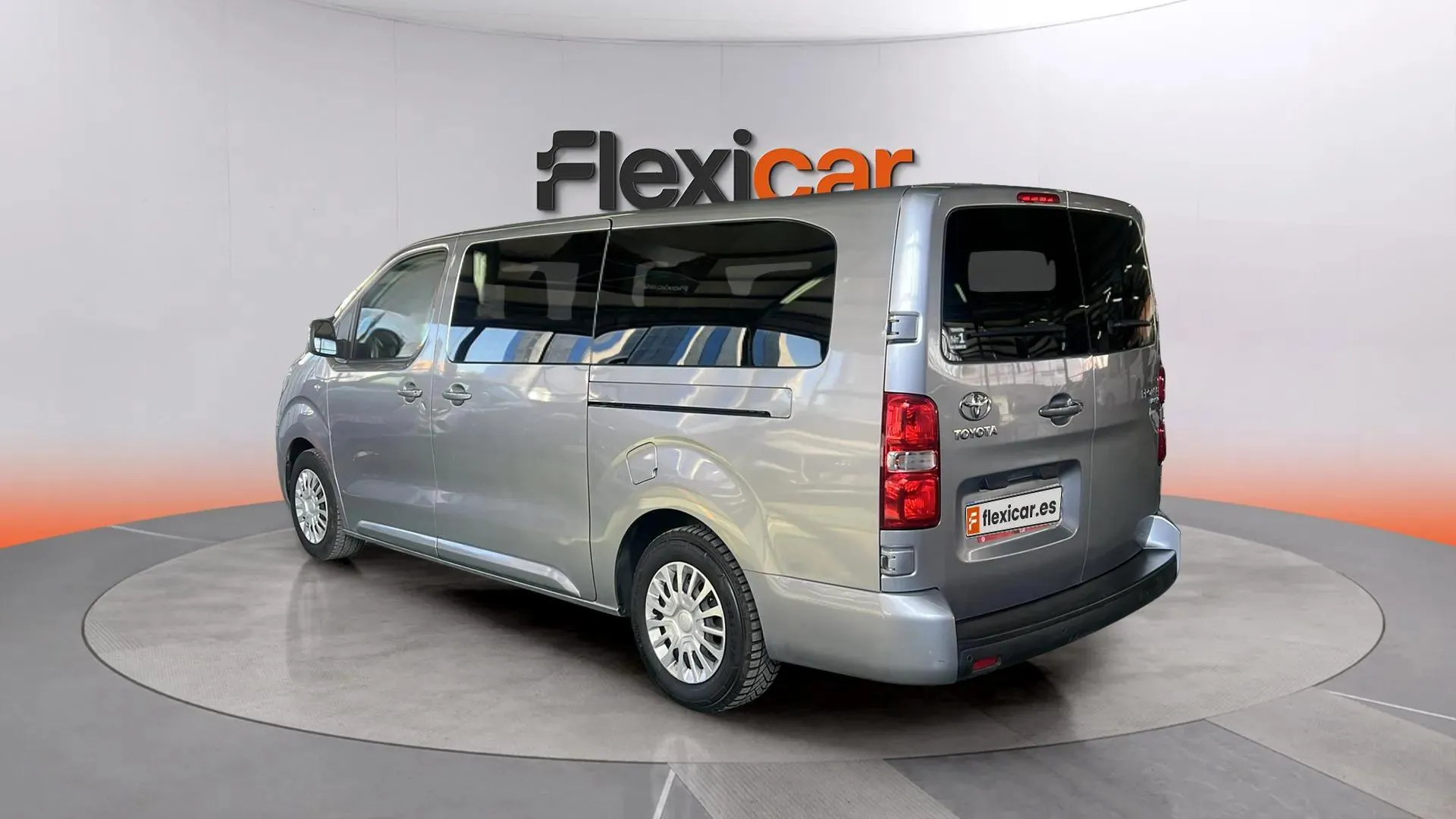 Toyota Proace City 1.5D Family Active 7 Plz L2 - foto 5