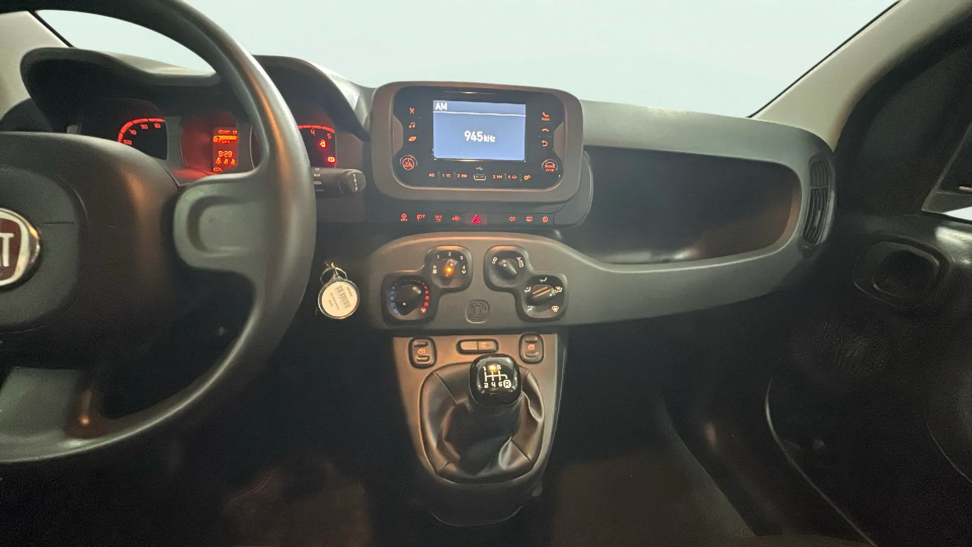 Fiat Panda Hybrid 1.0 - foto 11