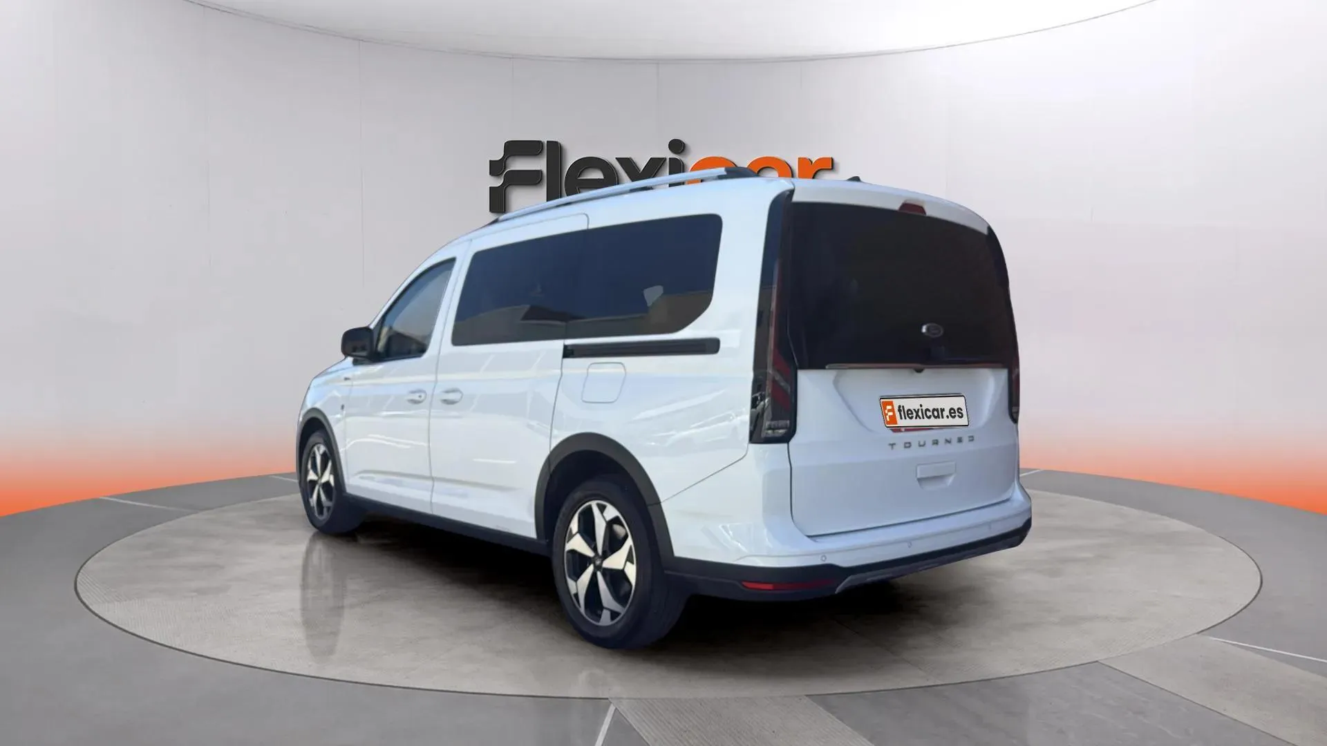 Ford Grand Tourneo Connect 2.0 EcoBlue Active - foto 6