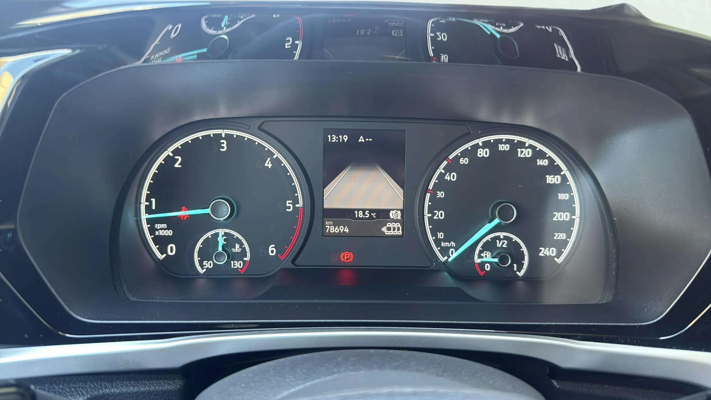 Ford Grand Tourneo Connect 2.0 EcoBlue Active - foto 20