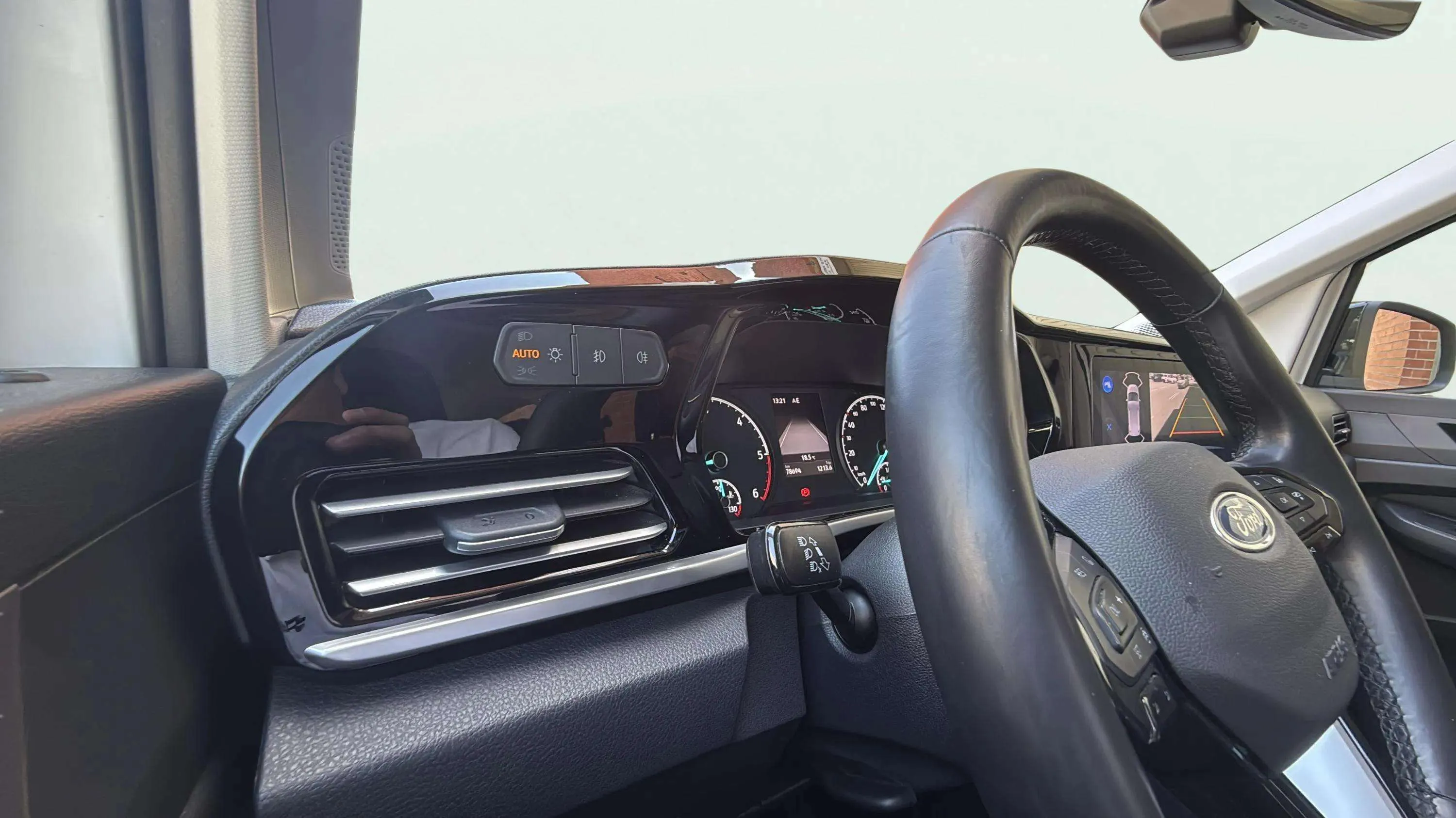 Ford Grand Tourneo Connect 2.0 EcoBlue Active - foto 13
